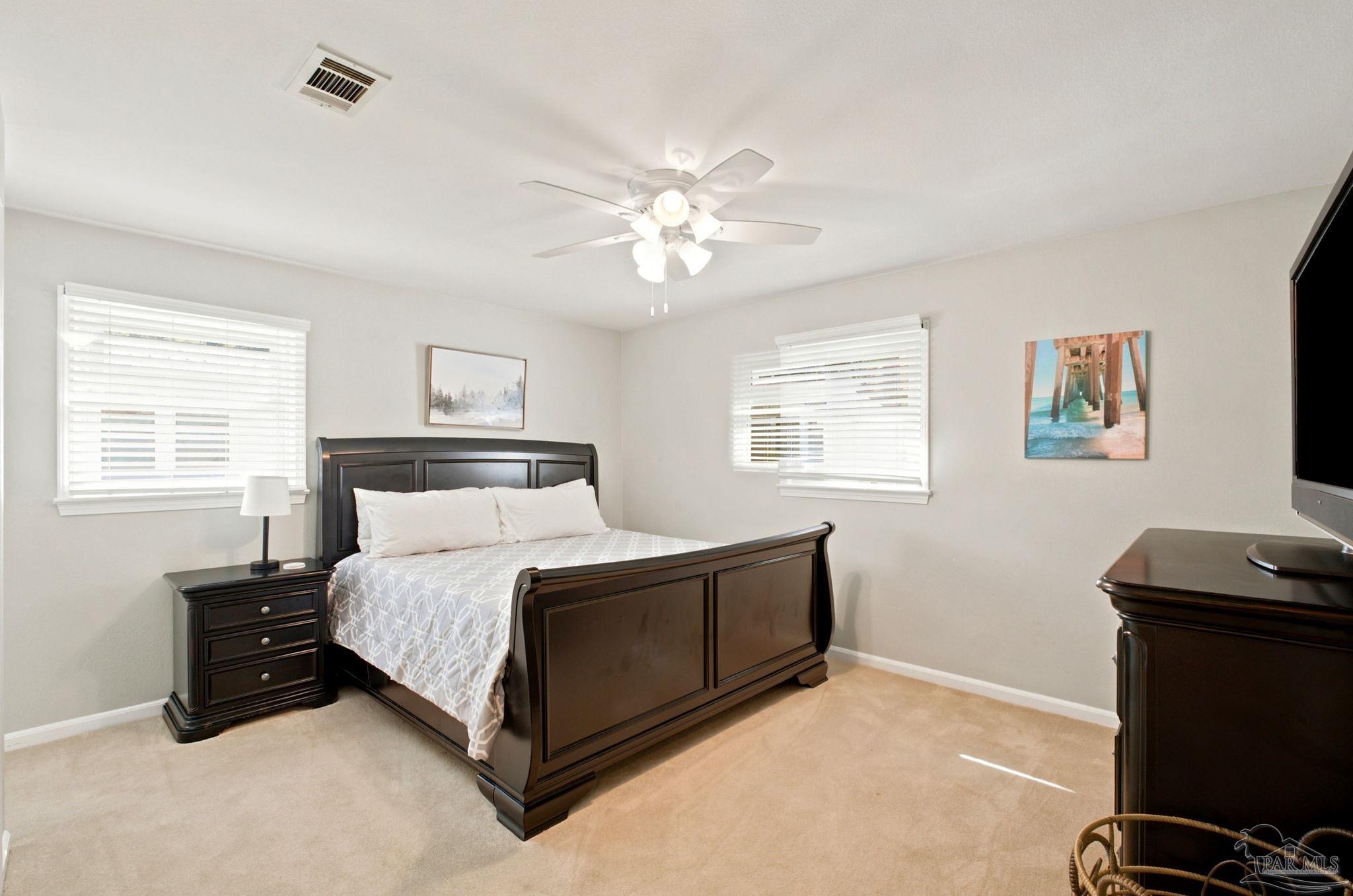 114 Fairpoint Dr