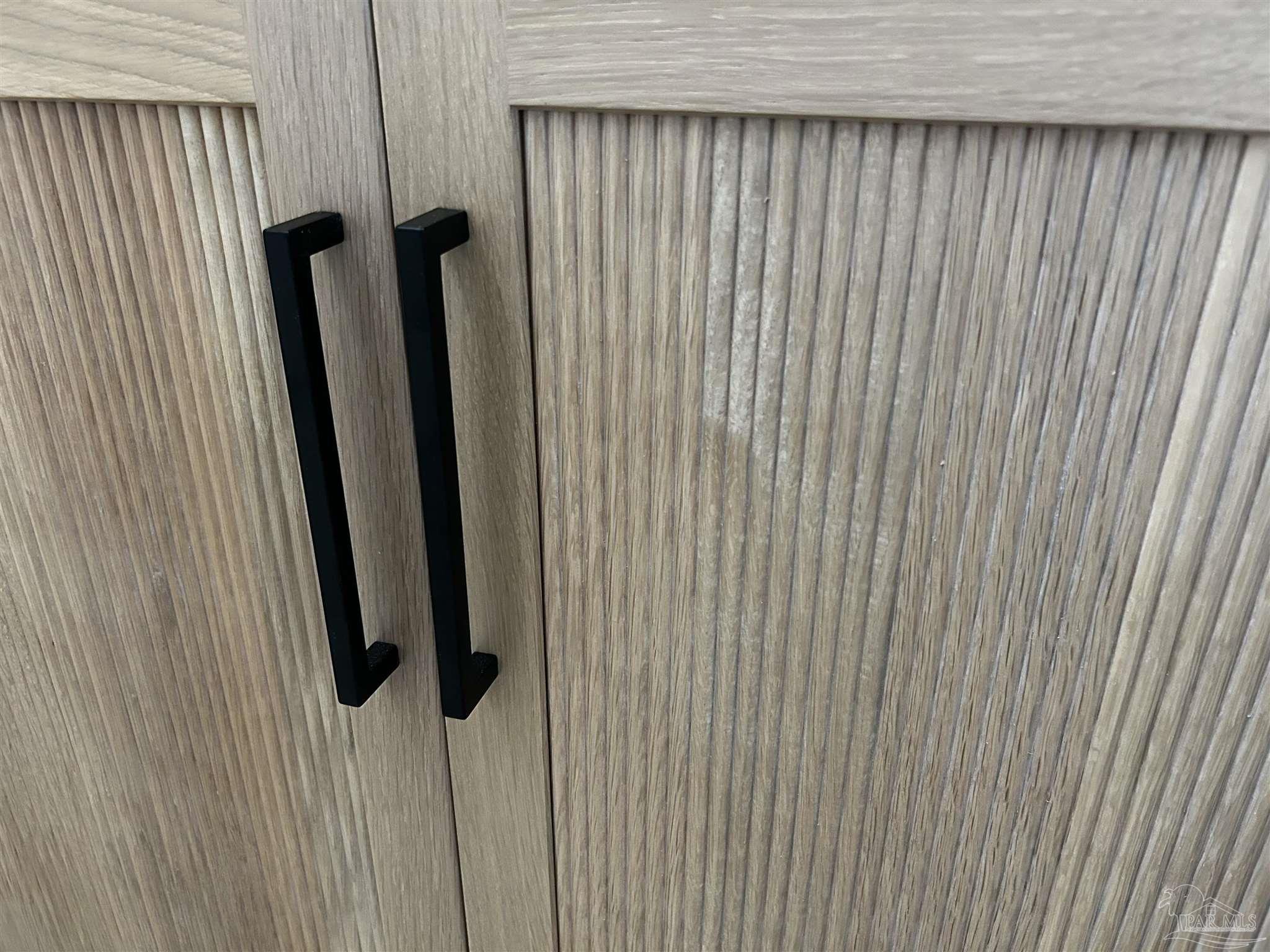 619 N 6th Ave