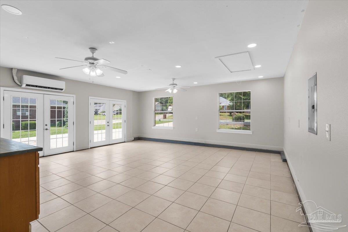 3310 Indian Hills Dr