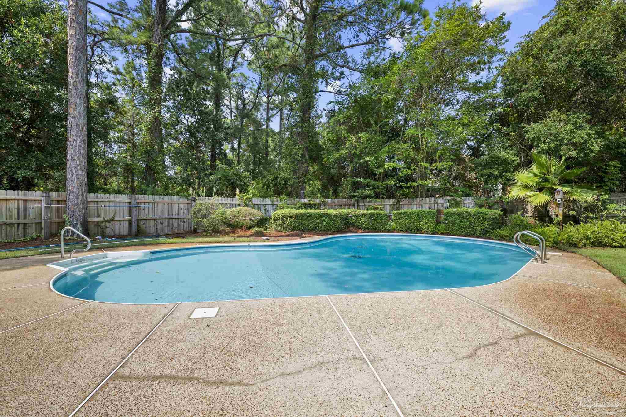 4200 Madura Rd