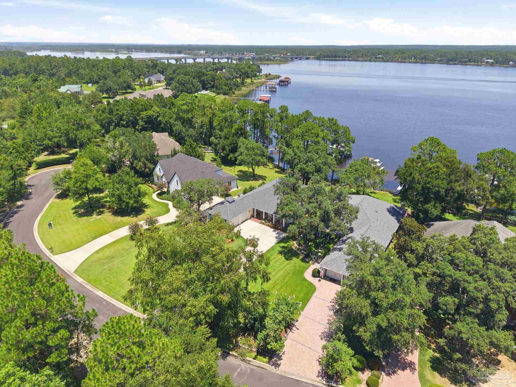 3932 Plantation Cove Ct