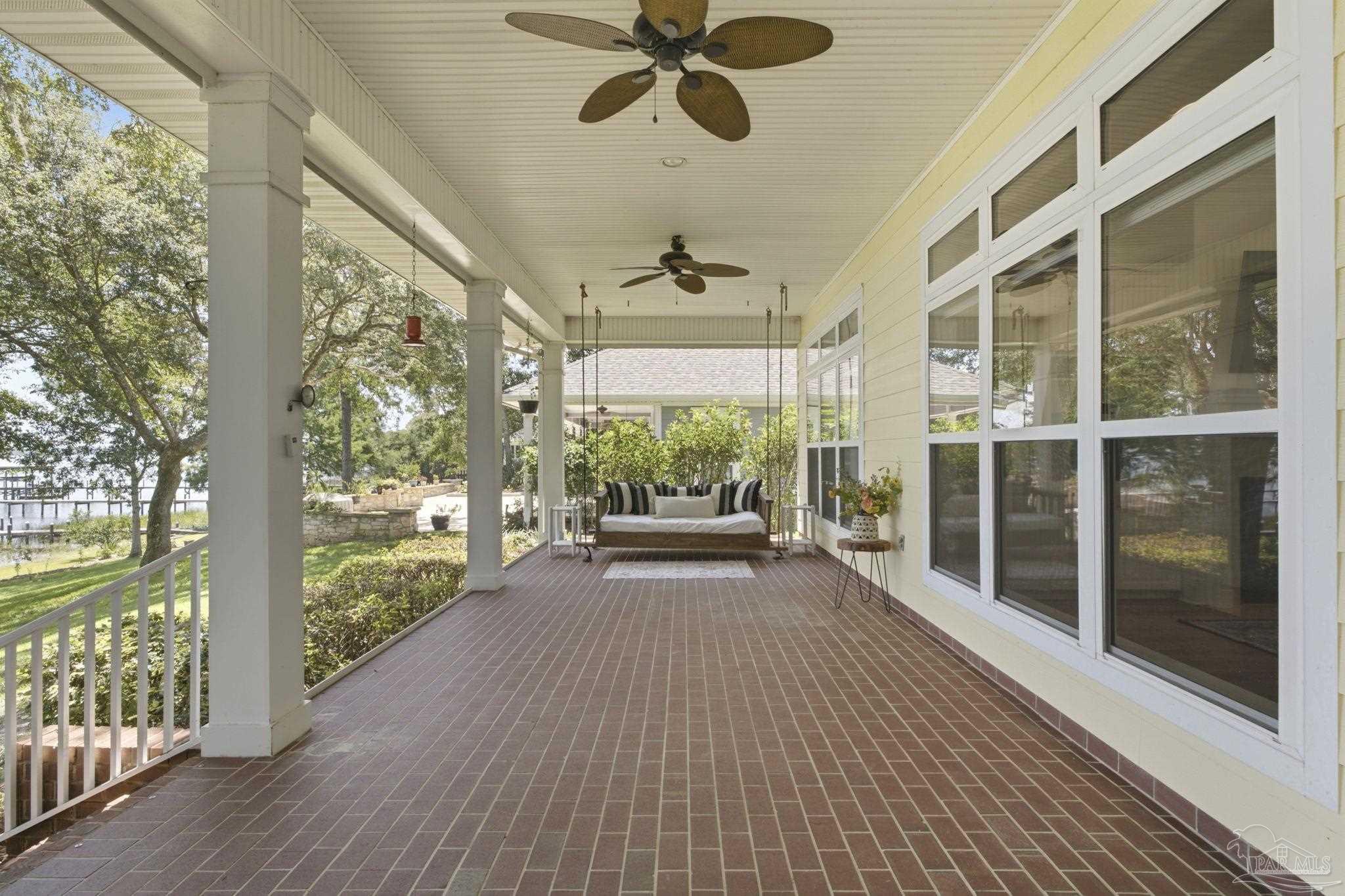 3932 Plantation Cove Ct