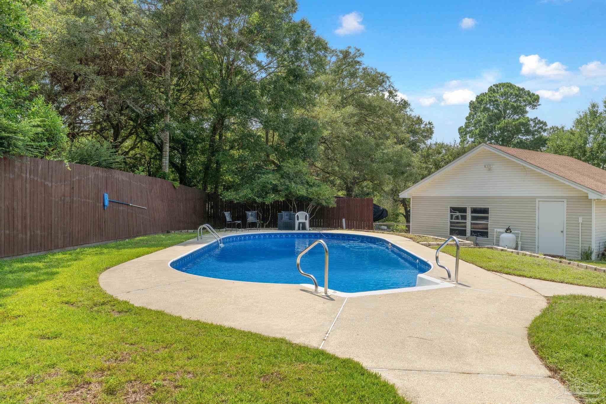 717 Tara Rd