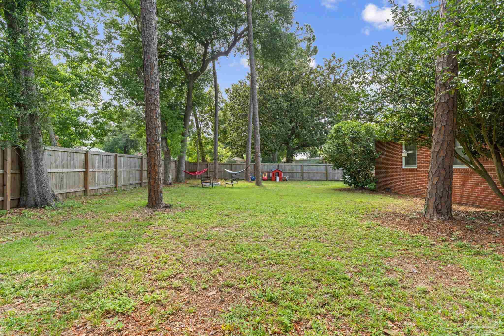 762 Whitney Dr