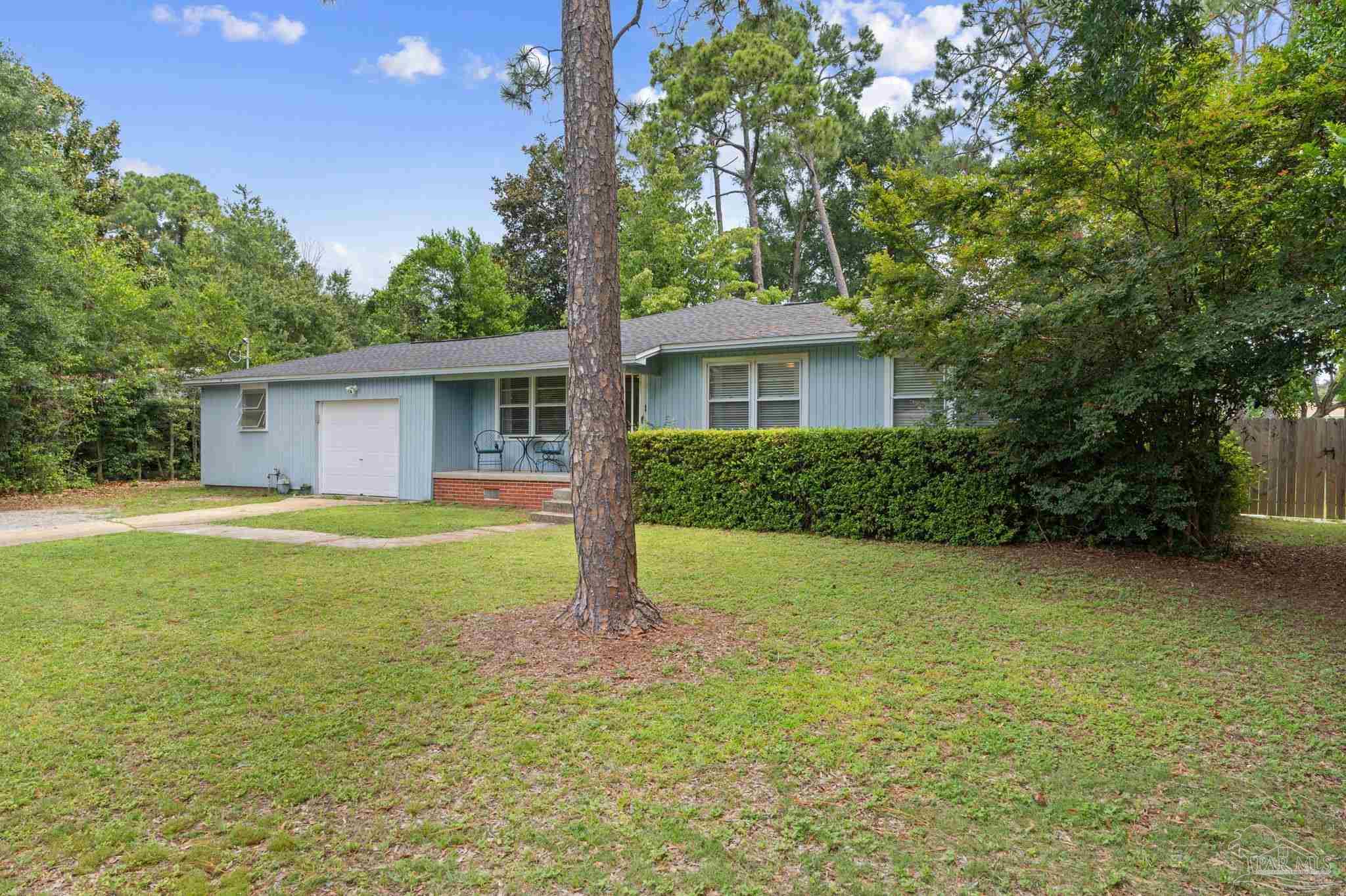 762 Whitney Dr