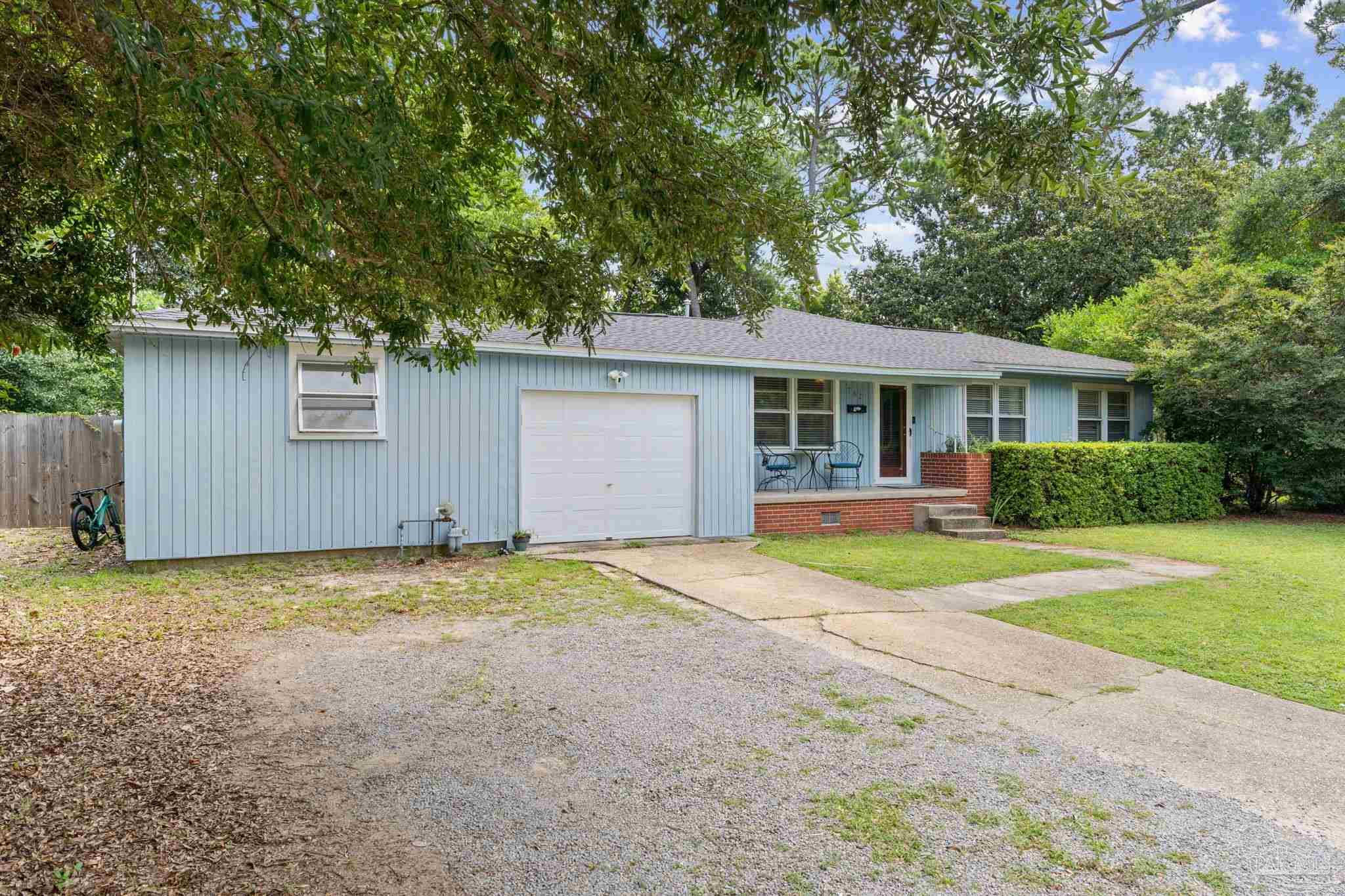 762 Whitney Dr