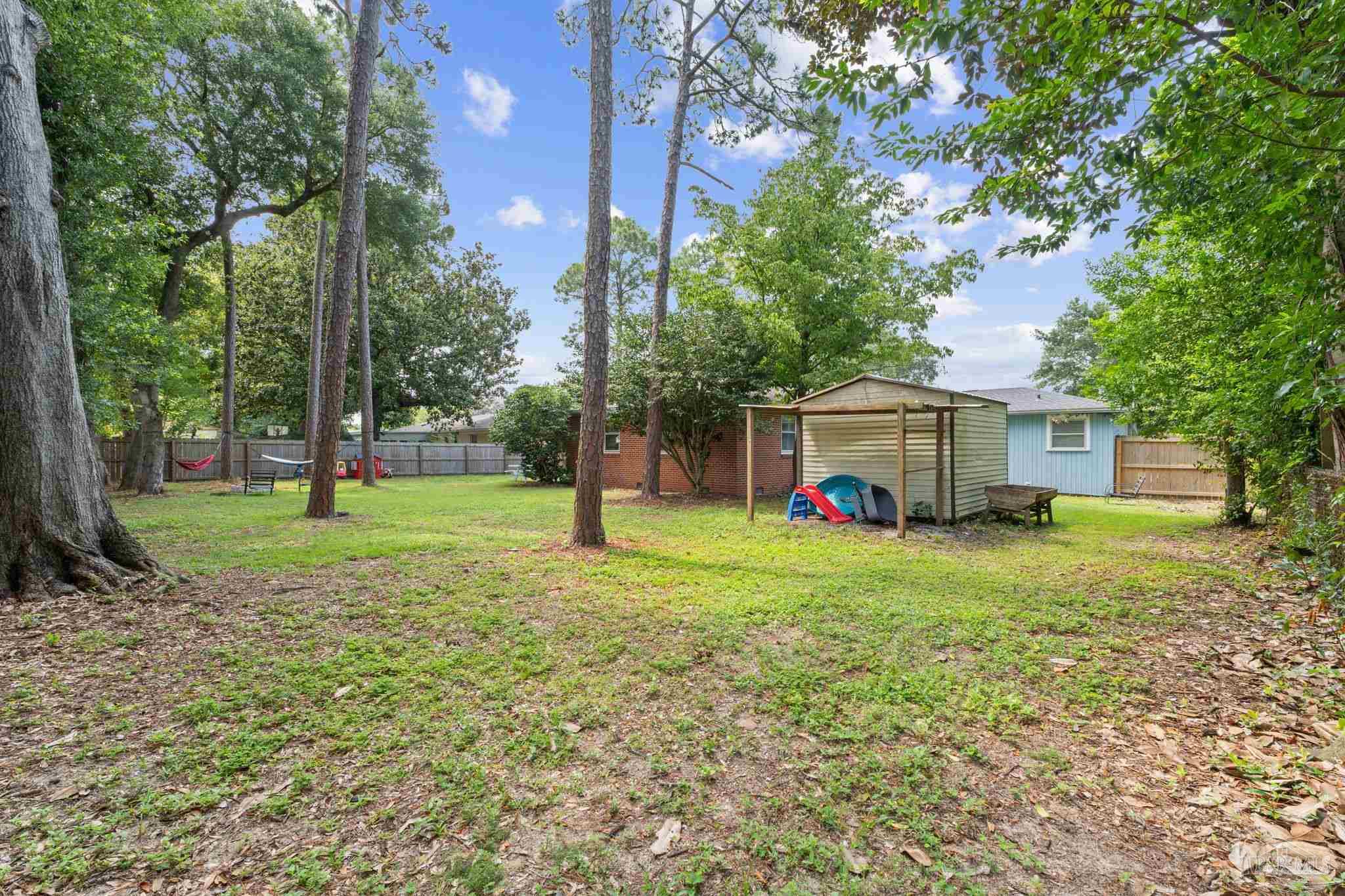 762 Whitney Dr