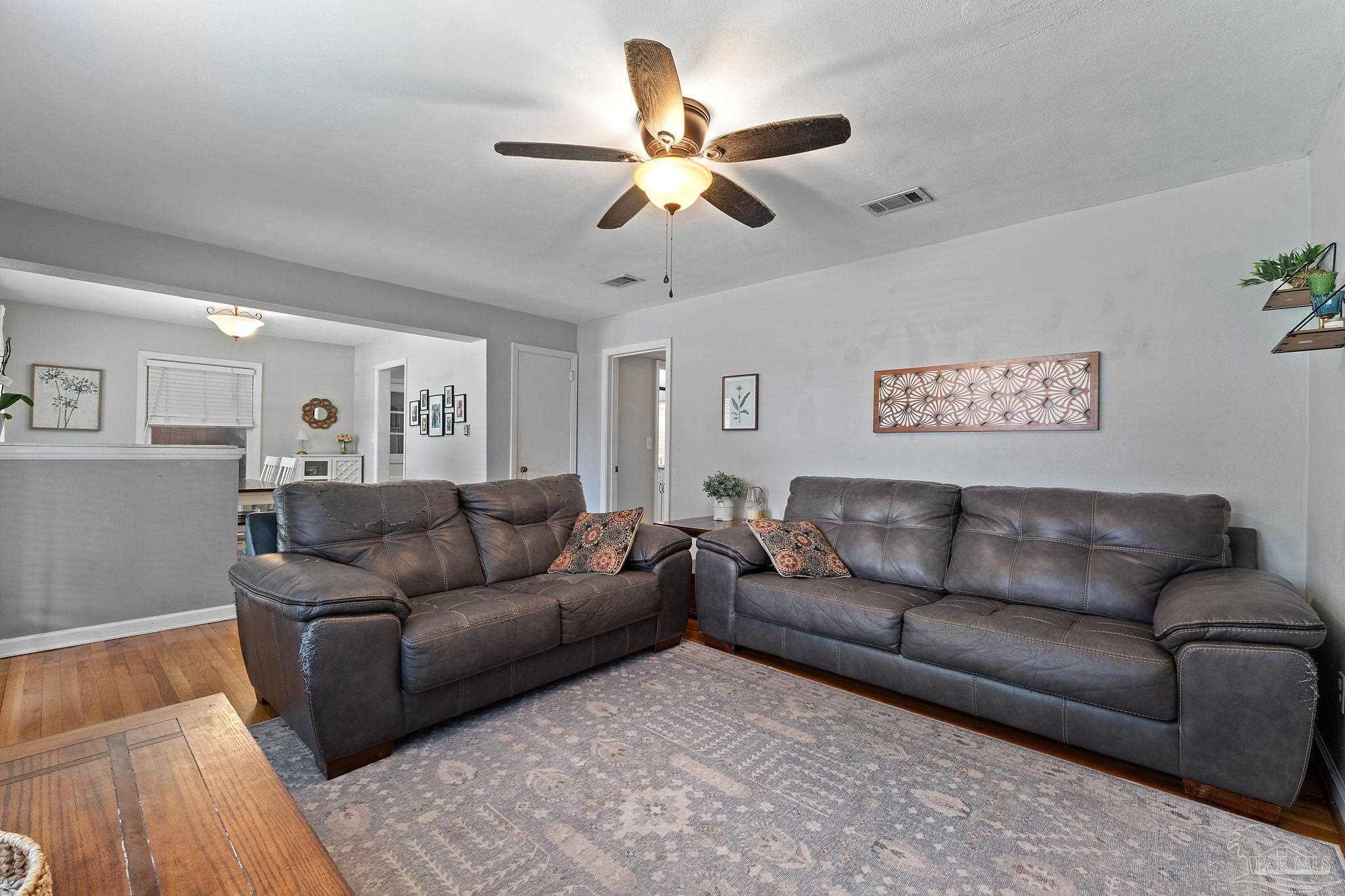 762 Whitney Dr