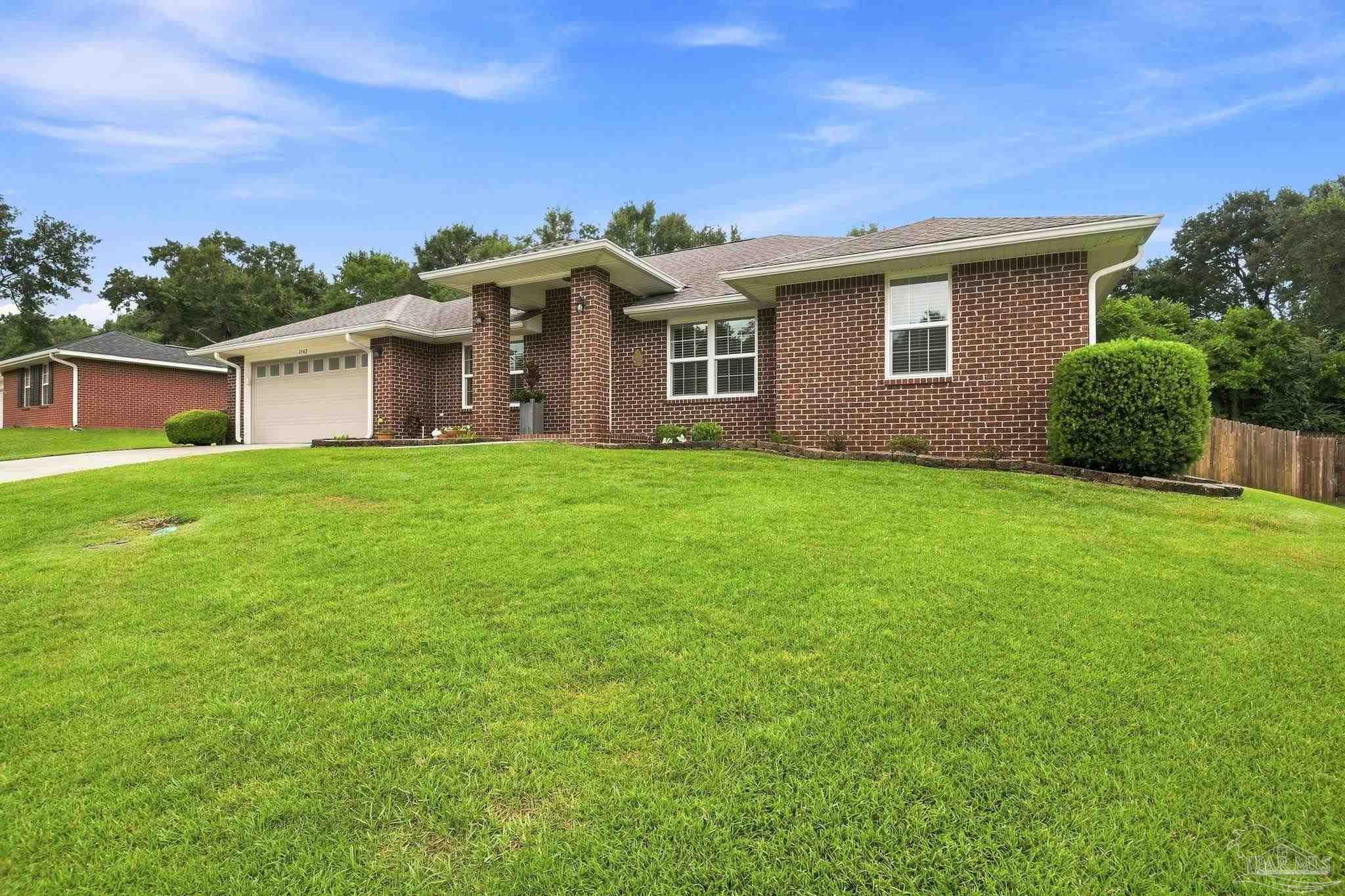 1542 Pelican Pt Dr