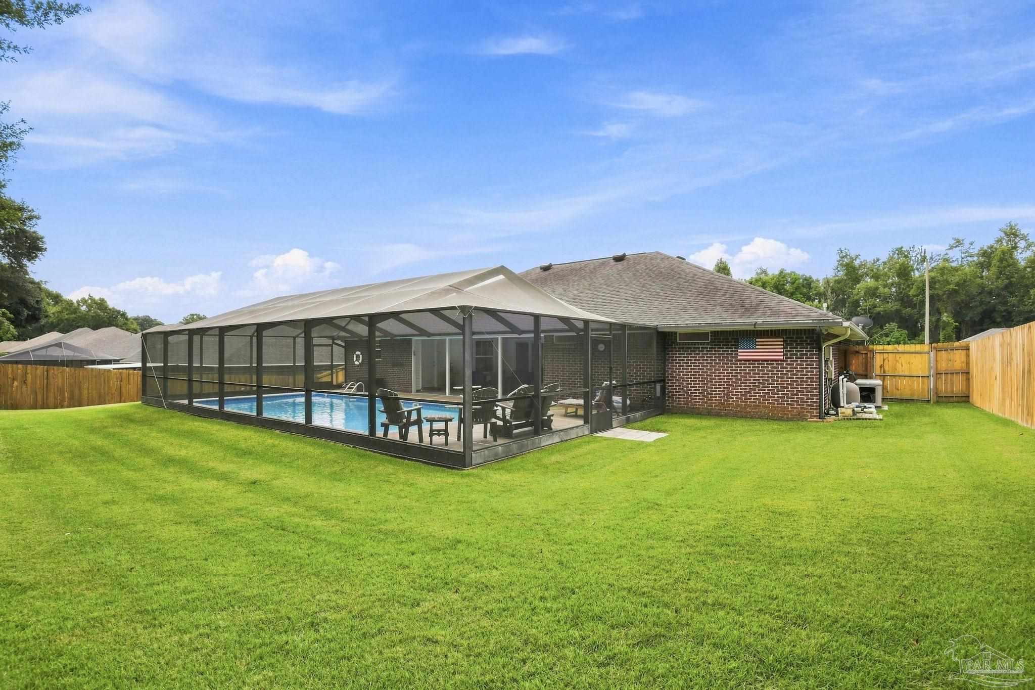 1542 Pelican Pt Dr