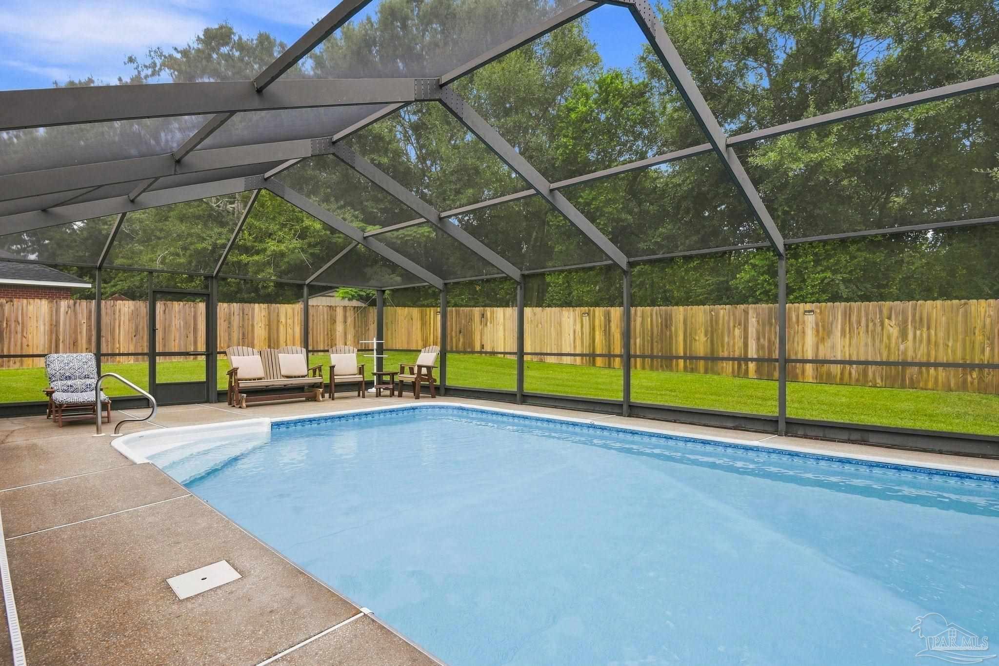 1542 Pelican Pt Dr