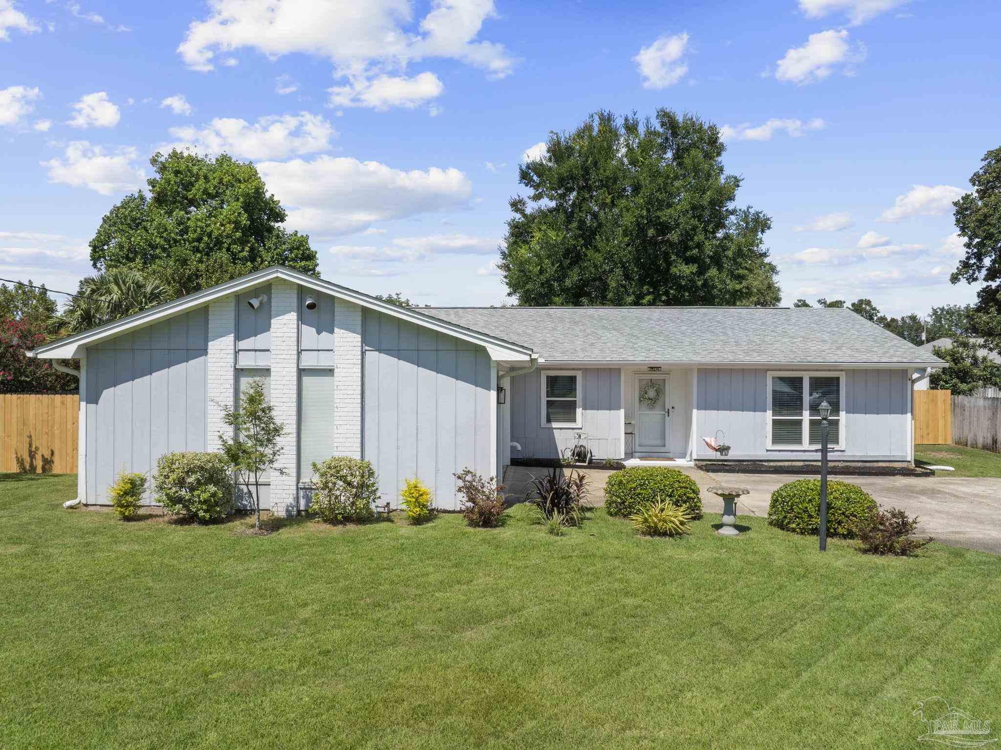 3530 Brookshire Dr
