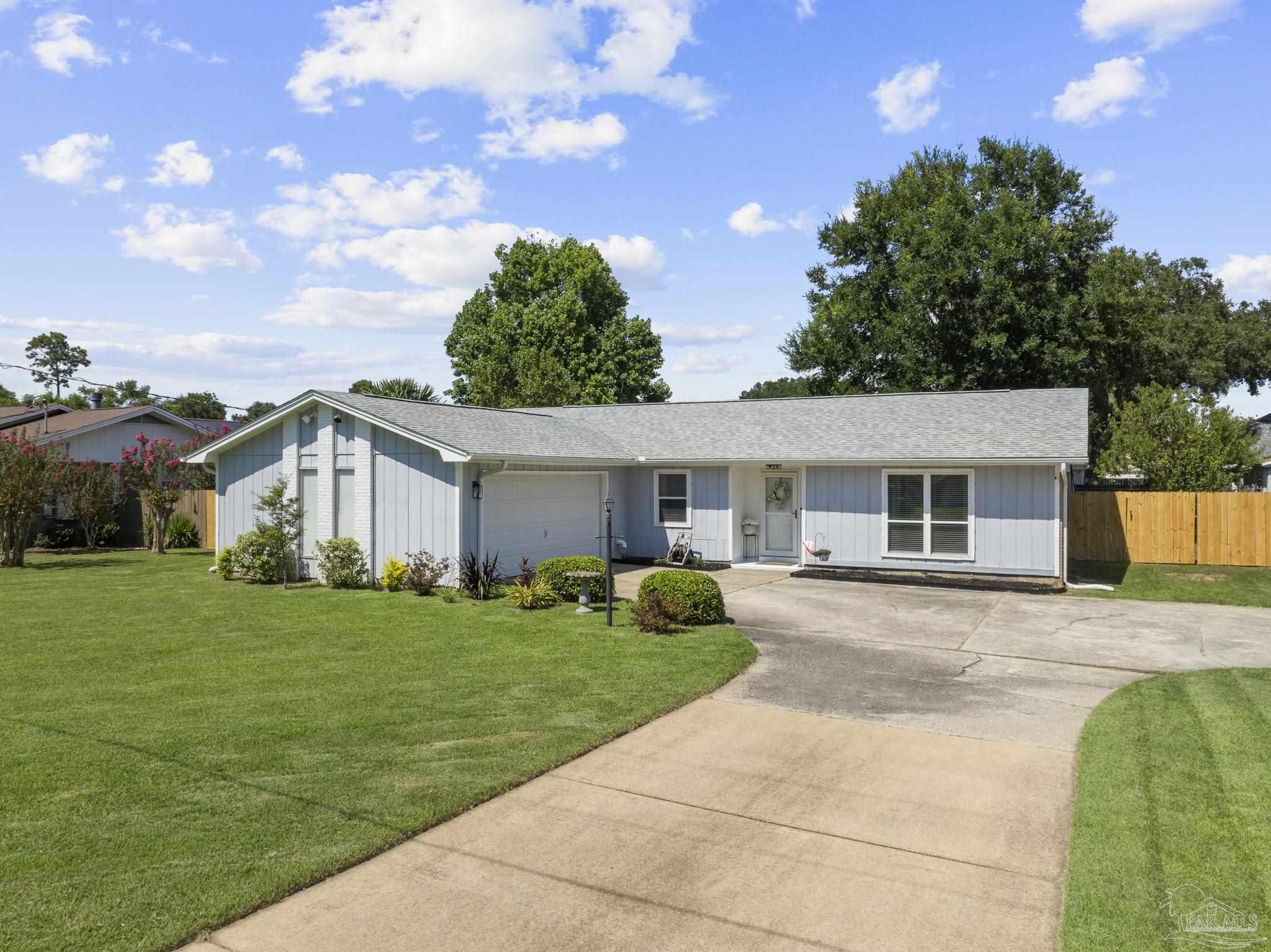 3530 Brookshire Dr