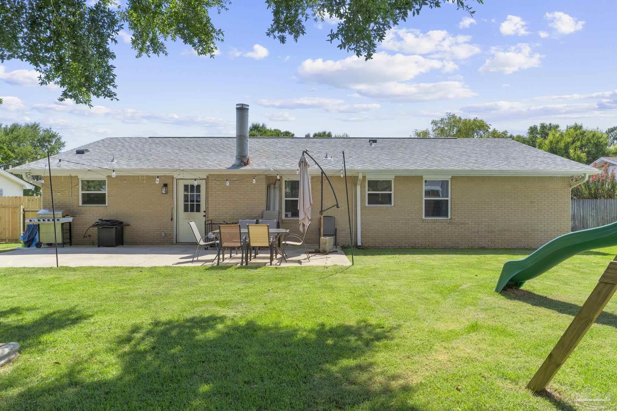3530 Brookshire Dr