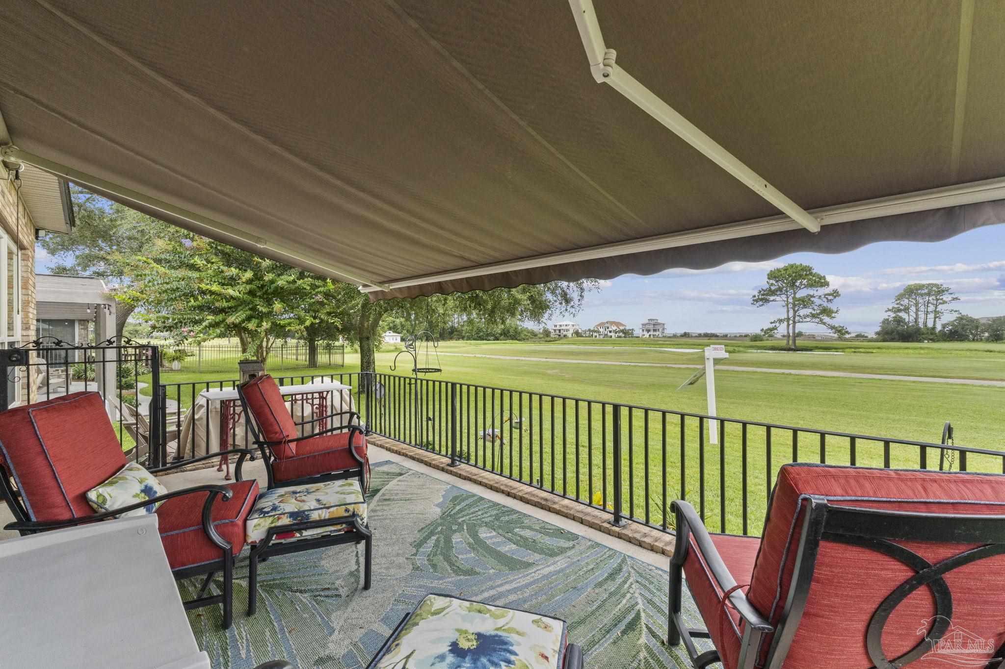 4100 Longwood Cir