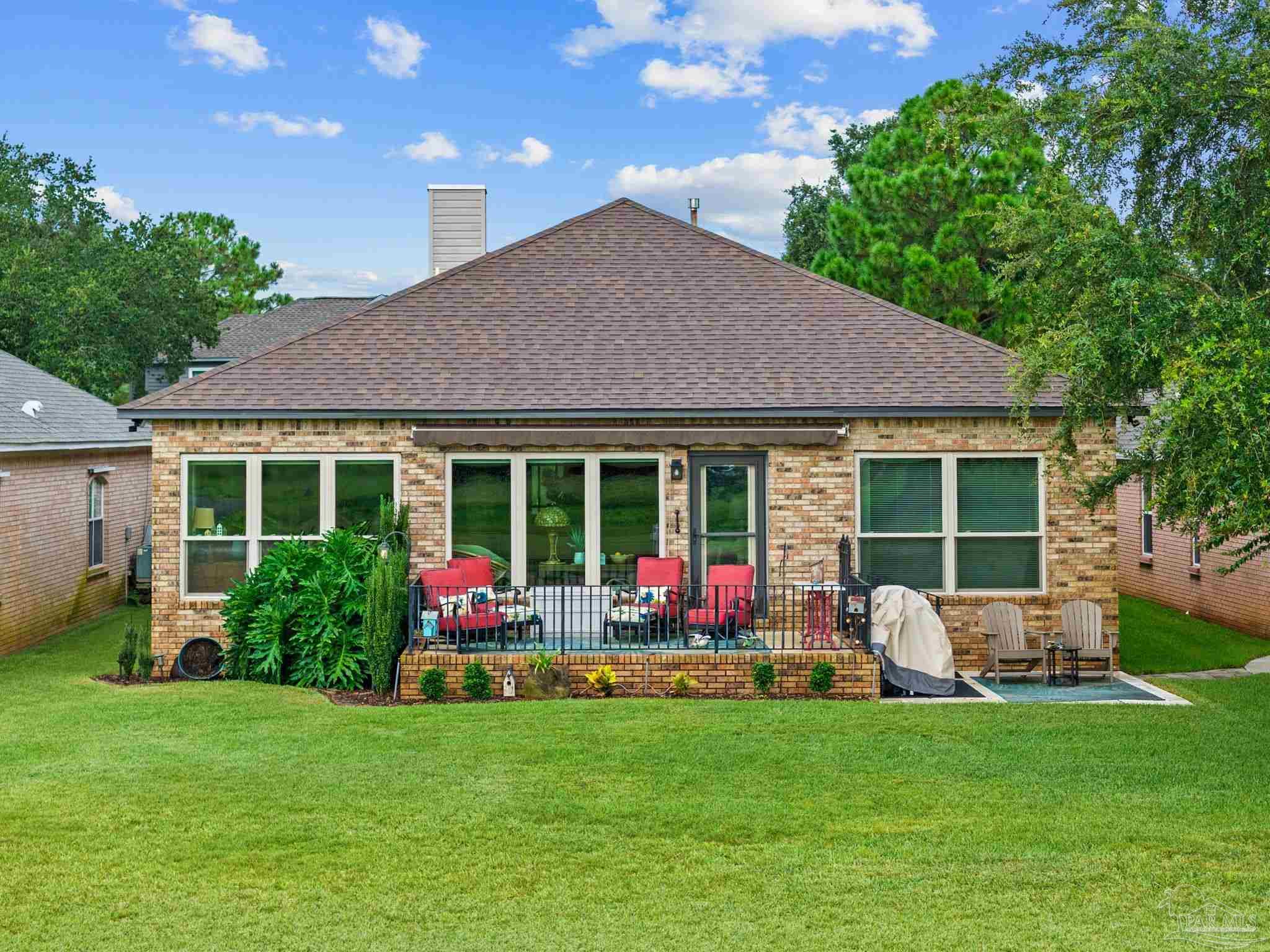 4100 Longwood Cir