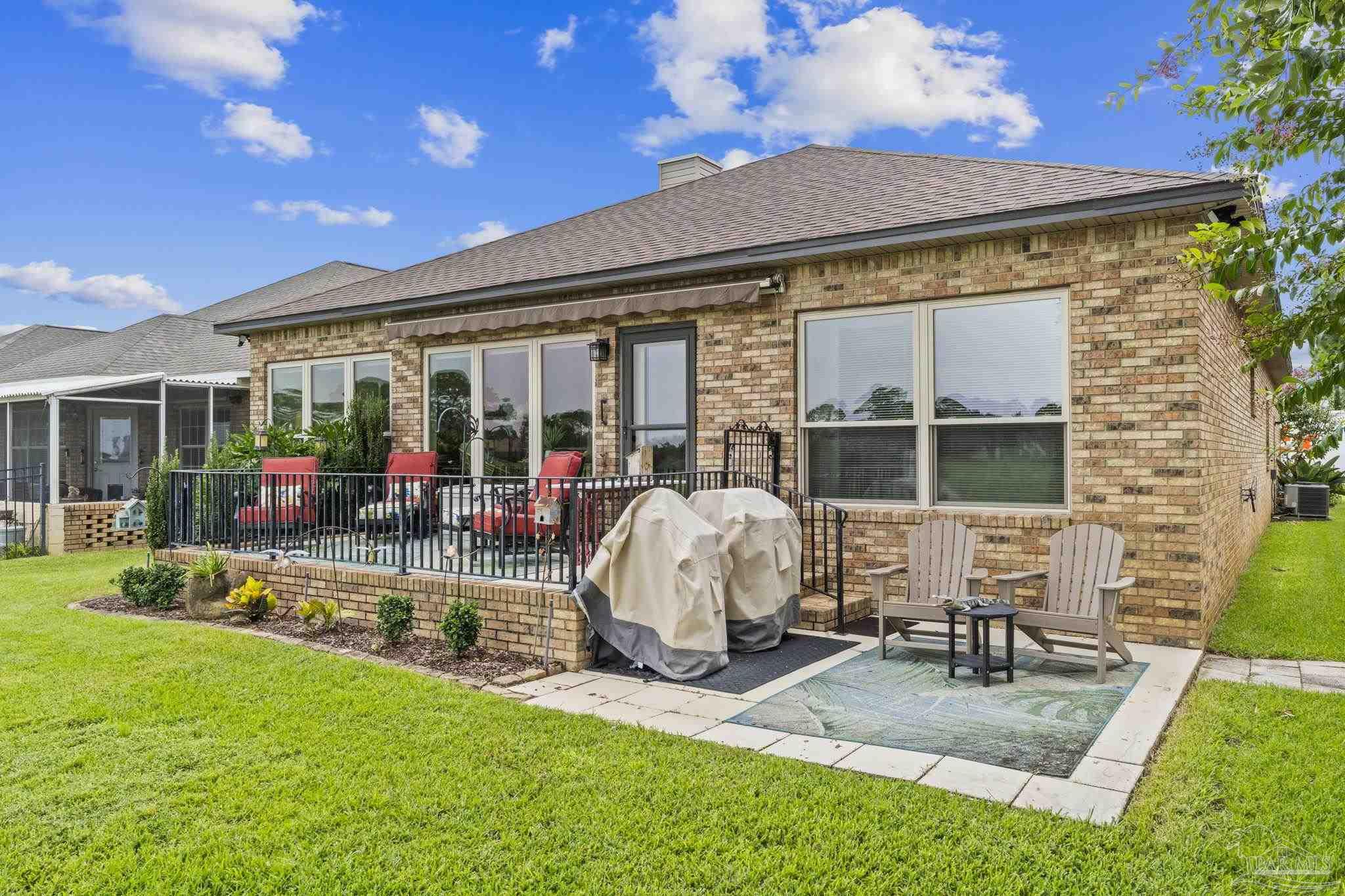 4100 Longwood Cir