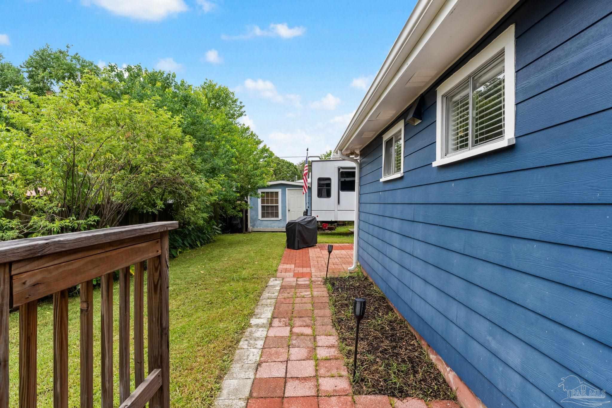 123 SE Gilliland Rd