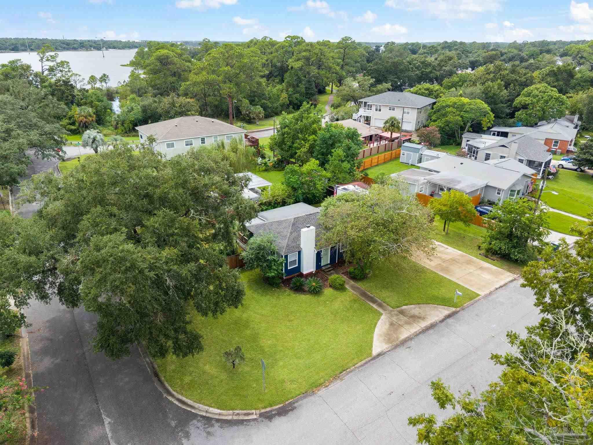 123 SE Gilliland Rd