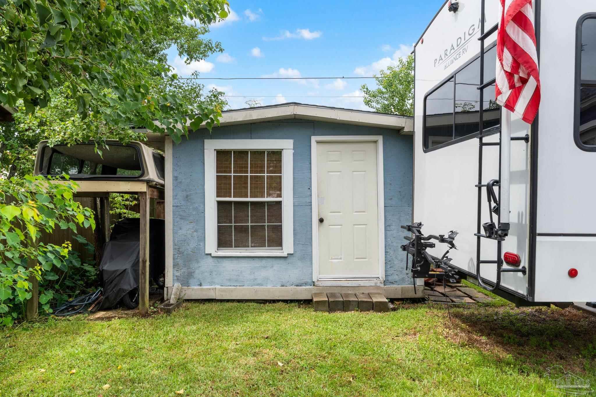 123 SE Gilliland Rd