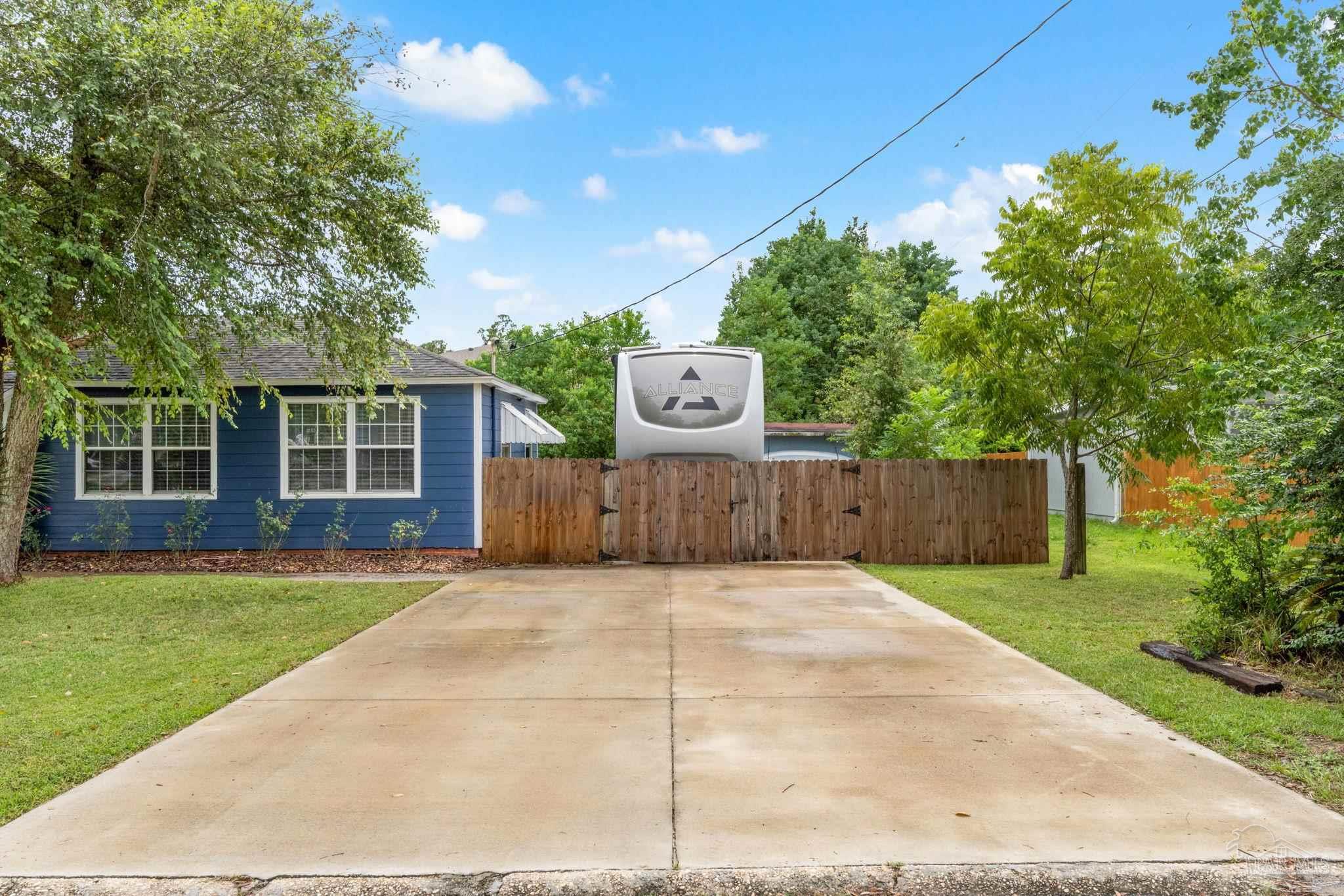 123 SE Gilliland Rd