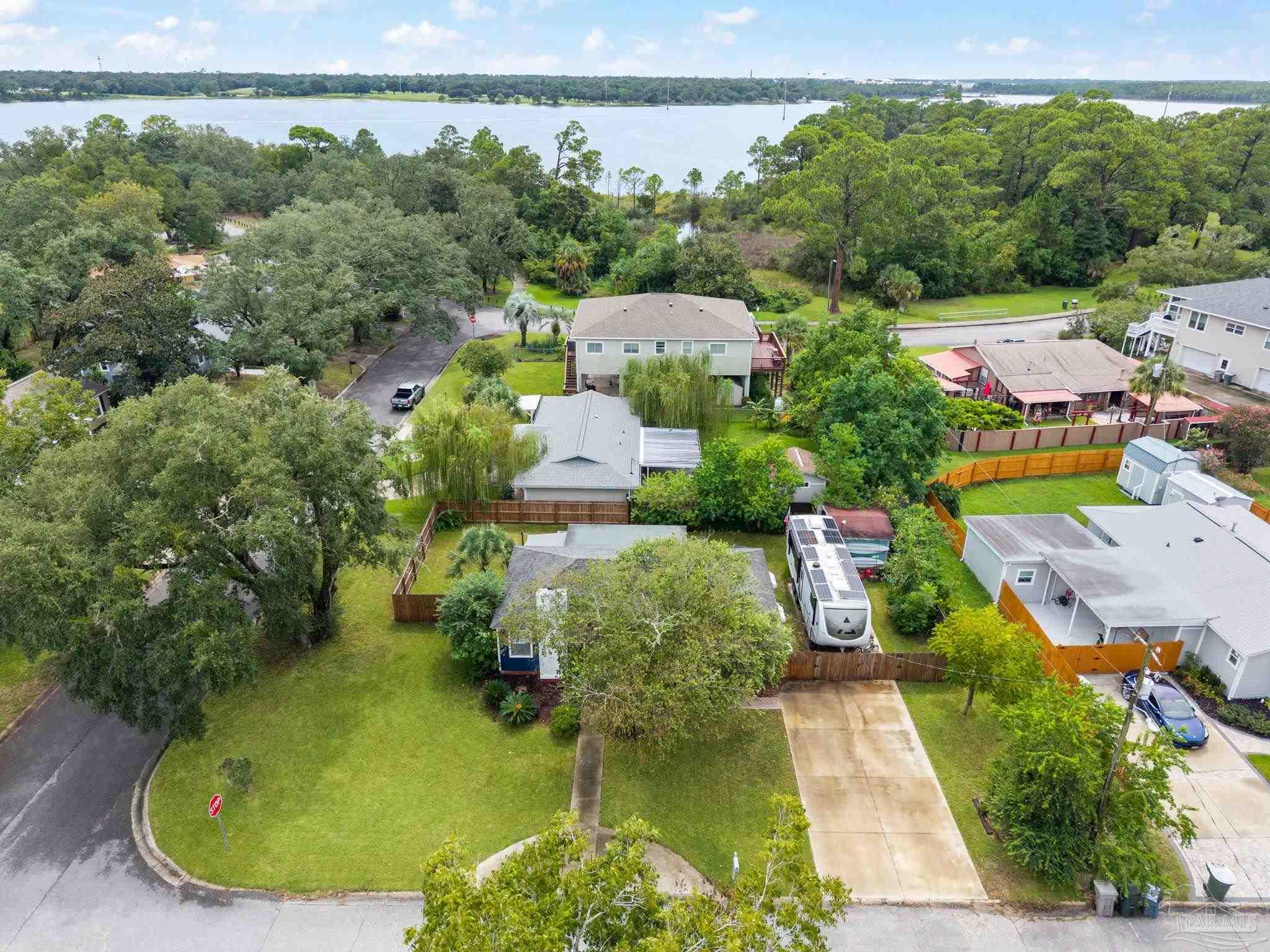 123 SE Gilliland Rd