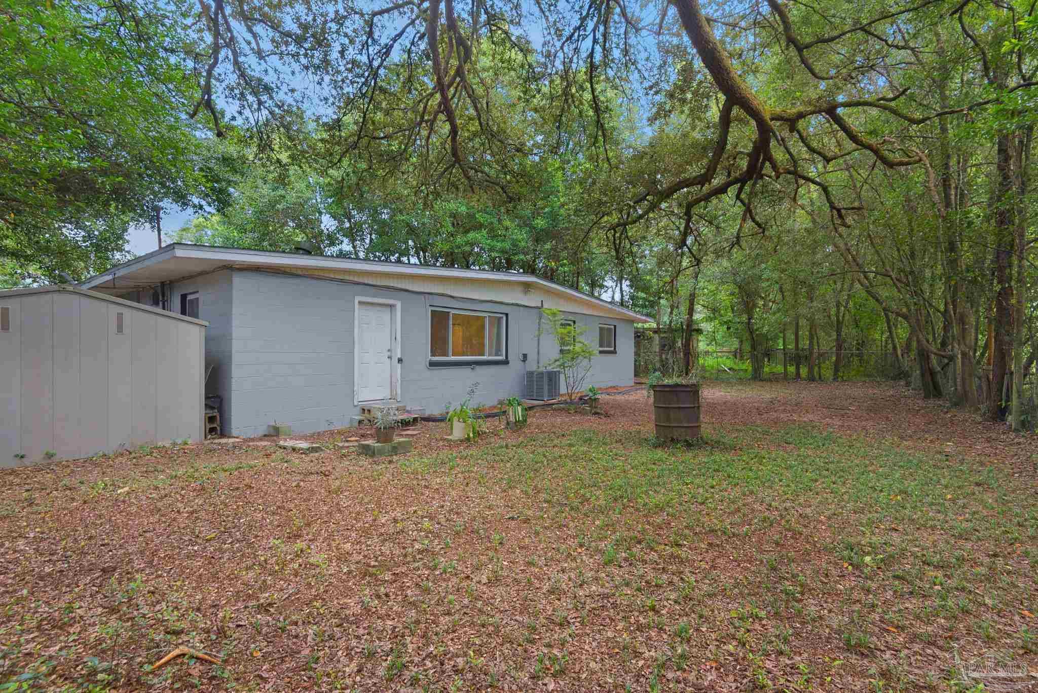 4525 Versailles Dr
