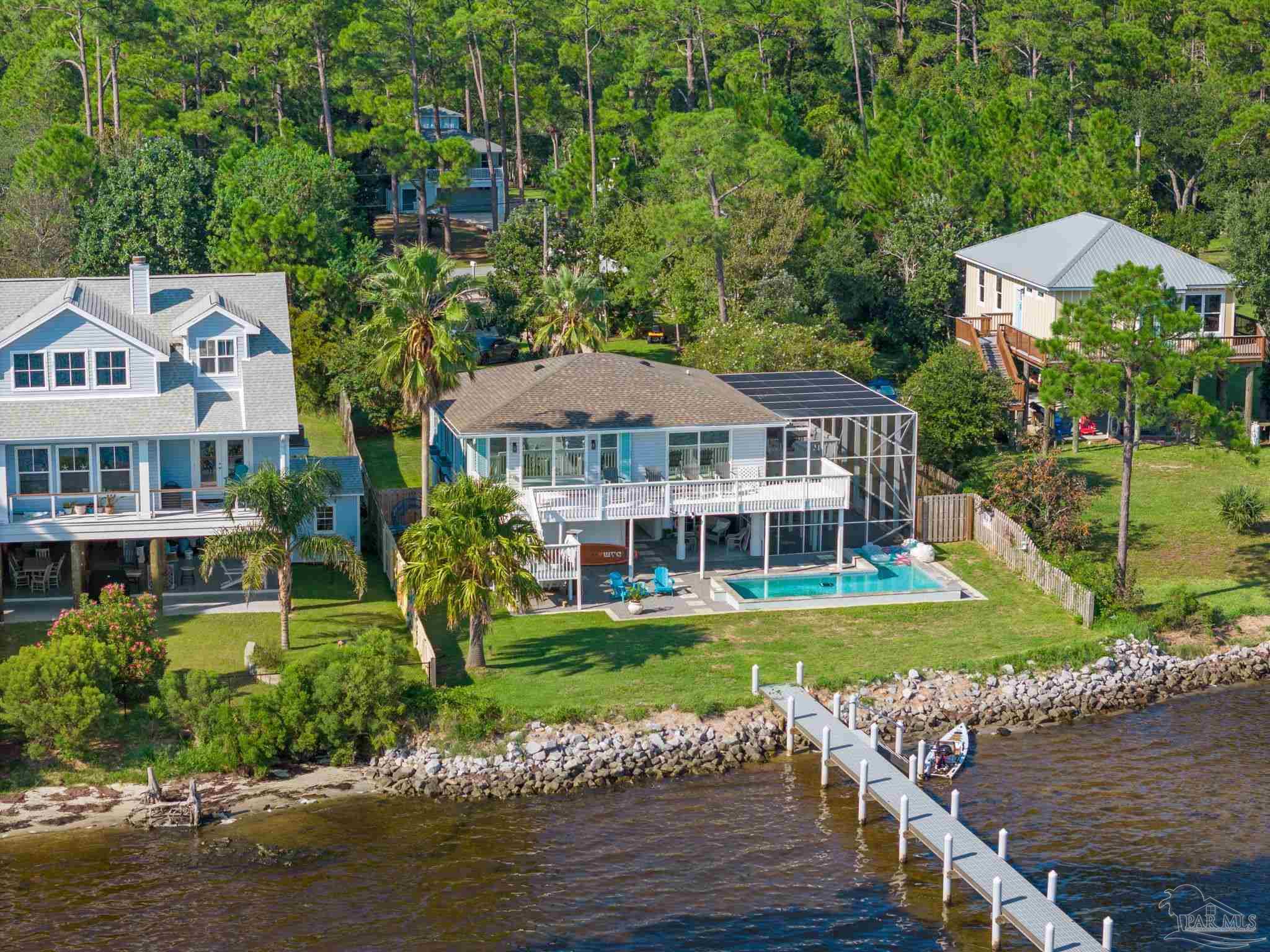 5469 Soundside Dr