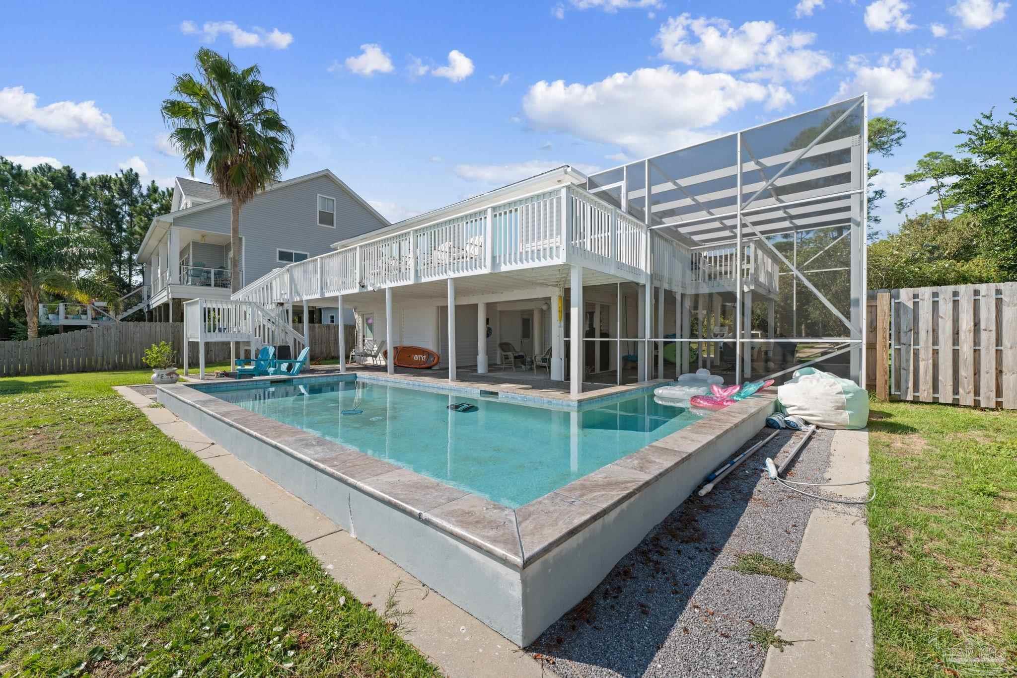 5469 Soundside Dr
