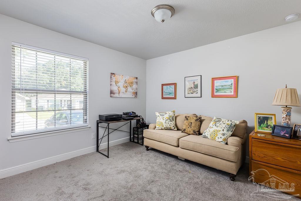 853 Smiley Cir