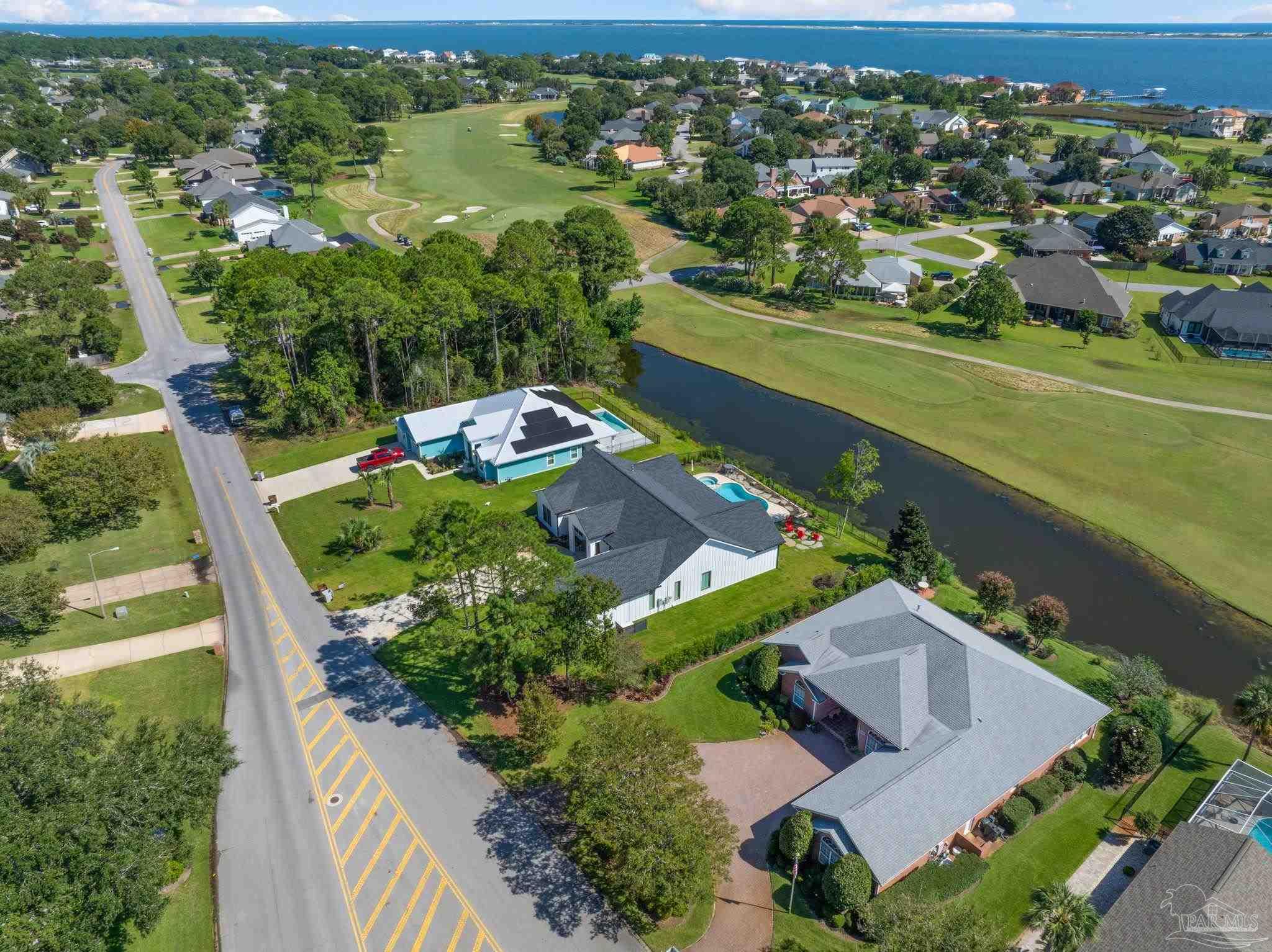 3733 Tiger Point Blvd