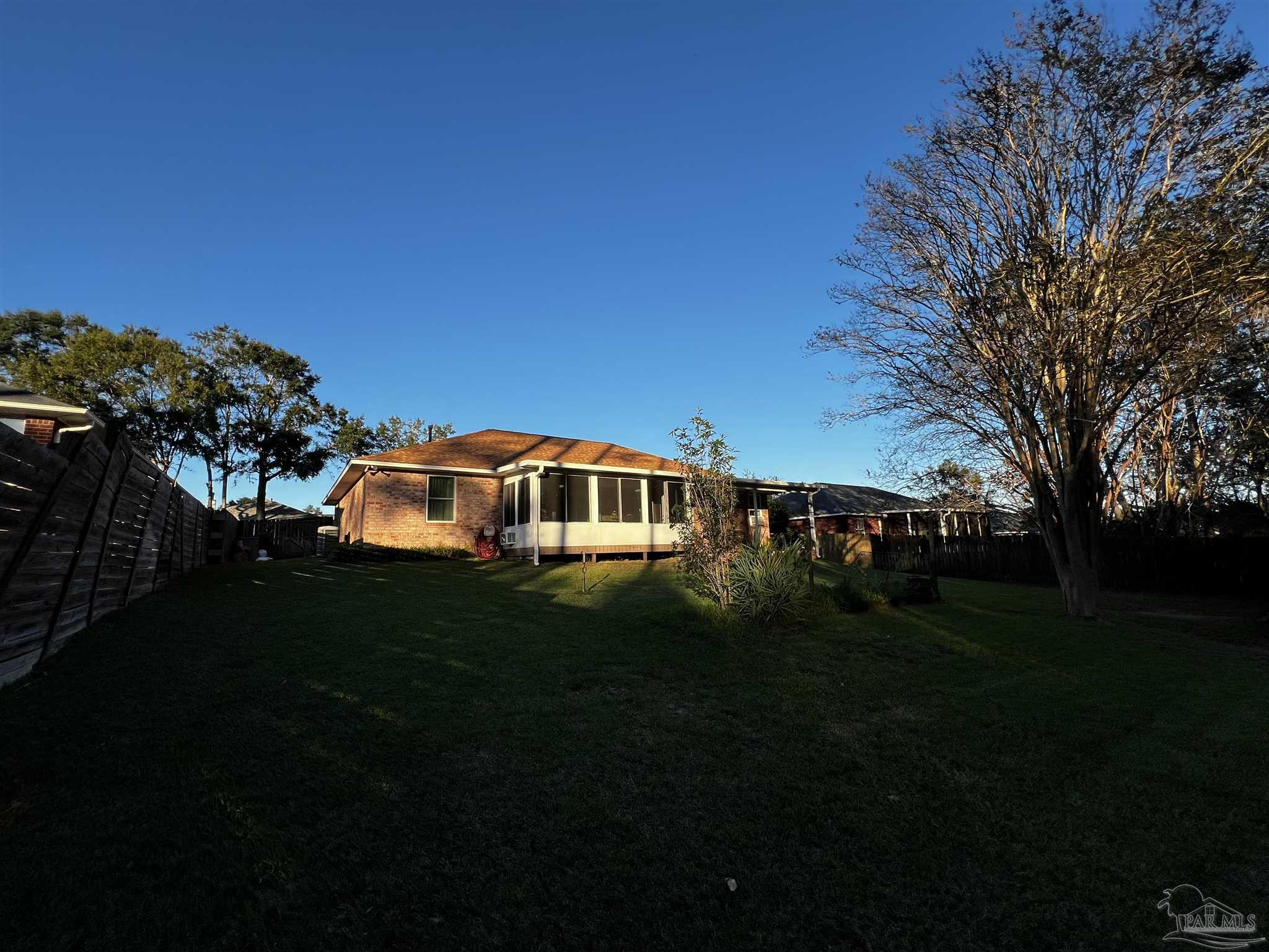 1659 Condor Dr