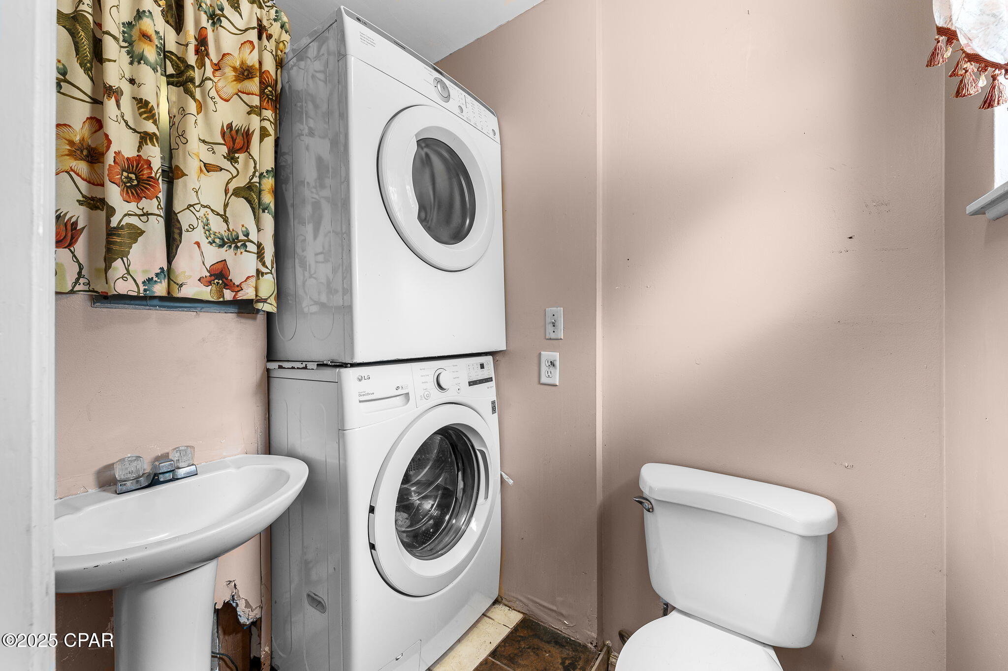 904 Buena Vista Boulevard