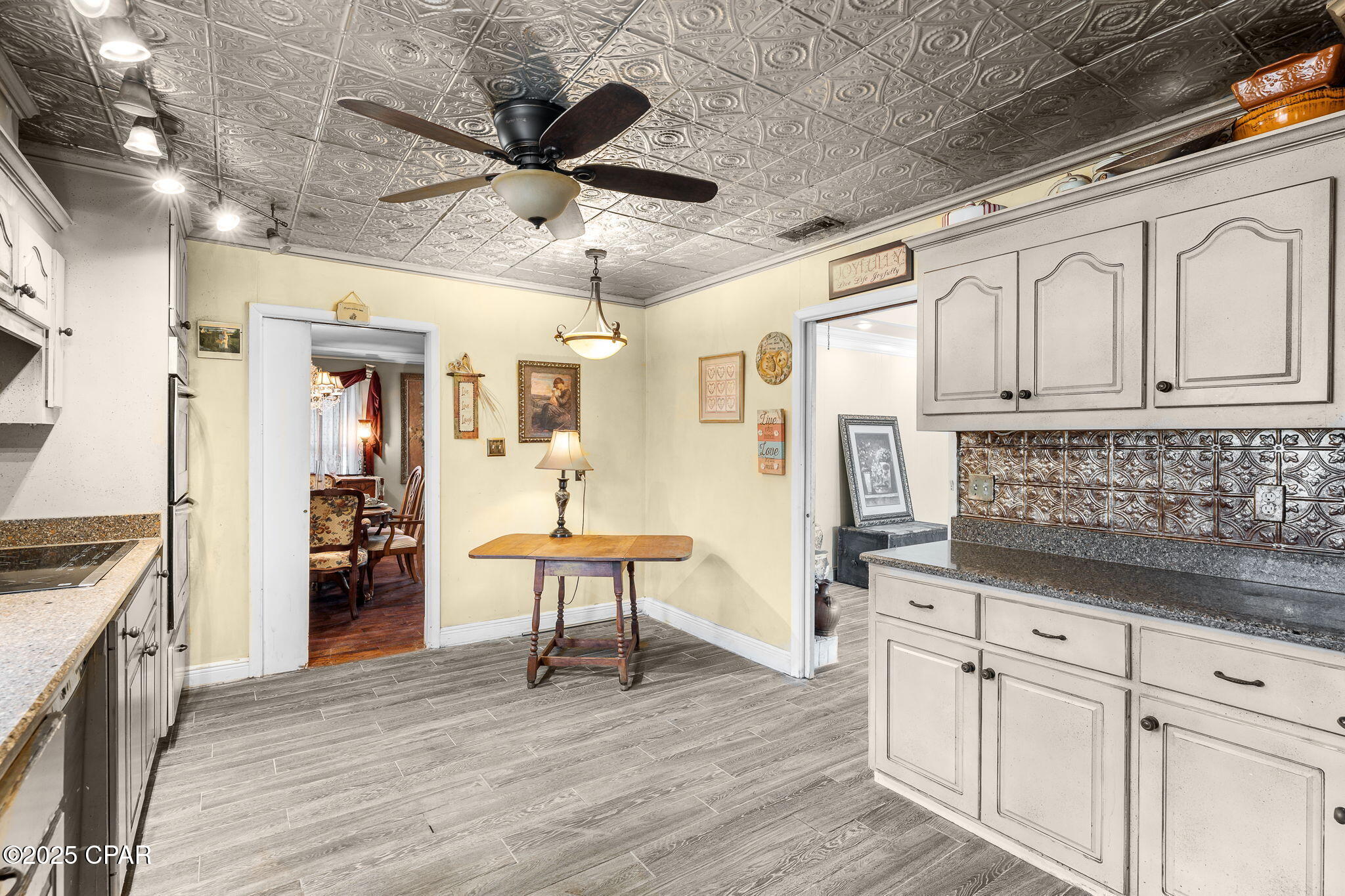 904 Buena Vista Boulevard