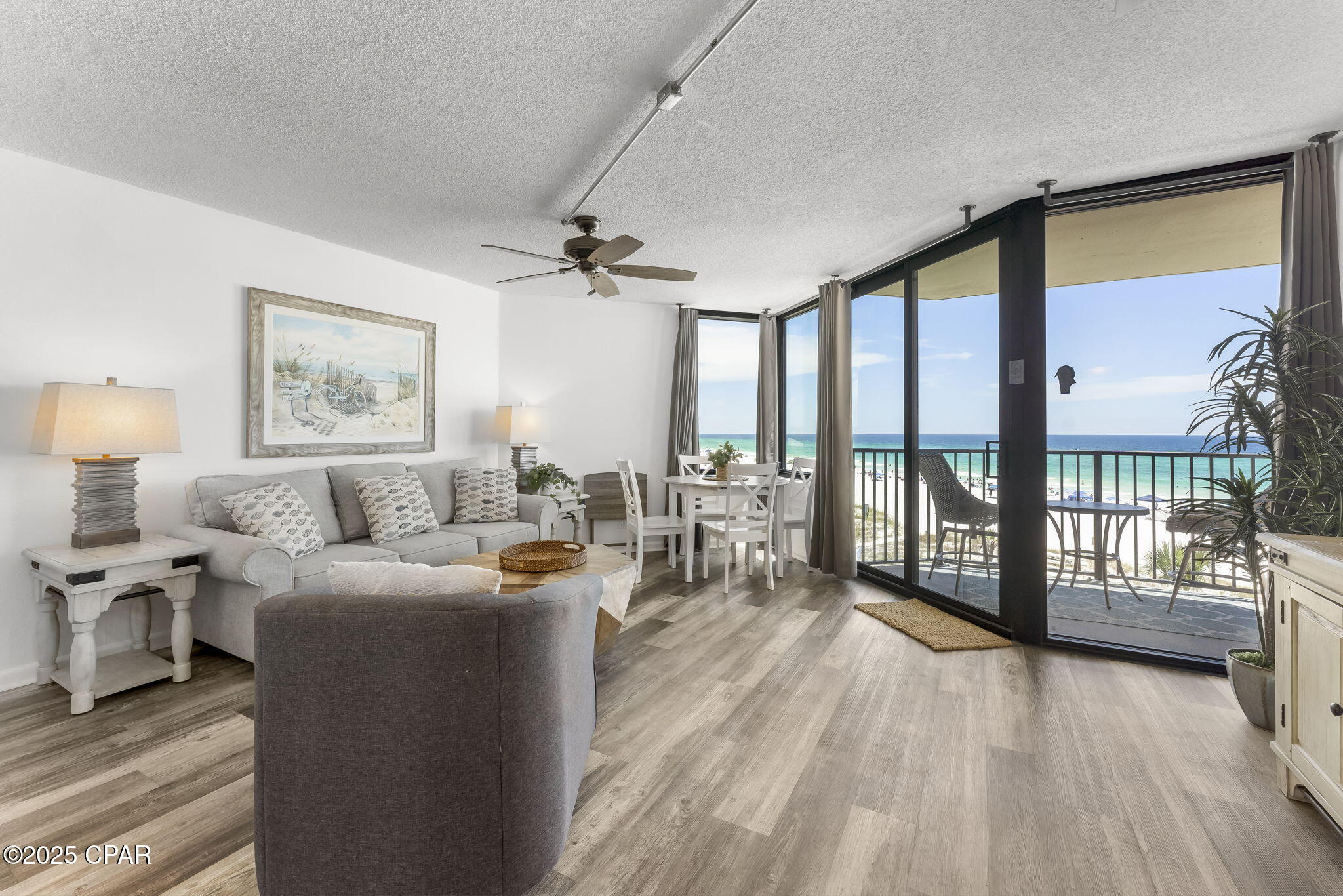 9850 S Thomas Drive 404E