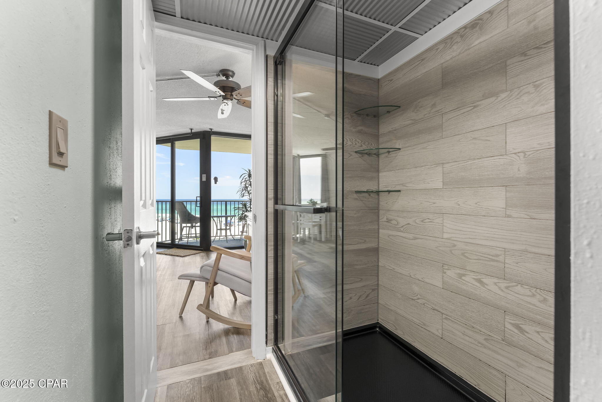 9850 S Thomas Drive 404E