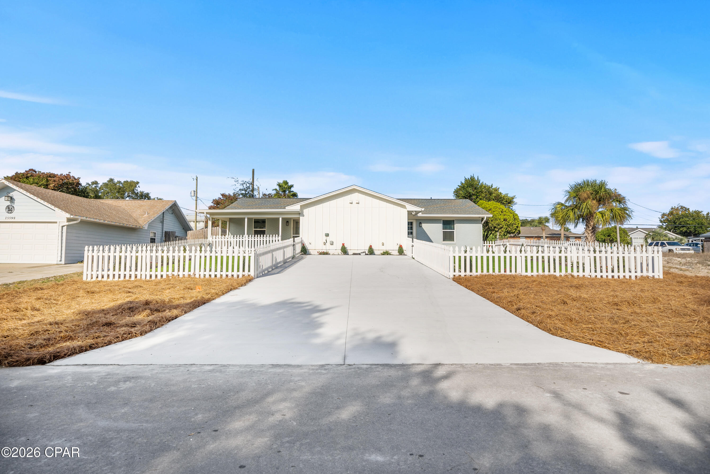 121 Lakeside Circle Unit A