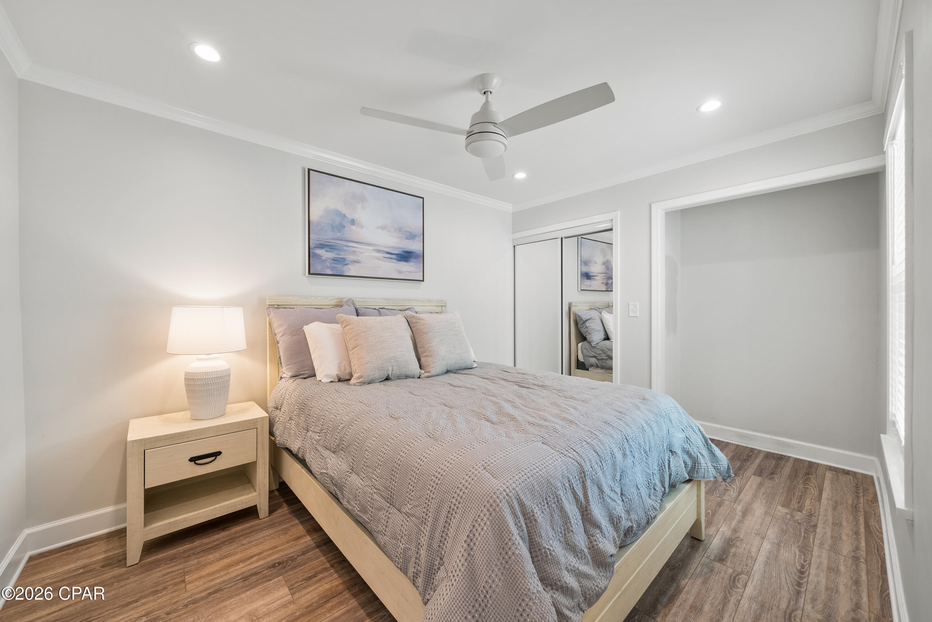 121 Lakeside Circle Unit B