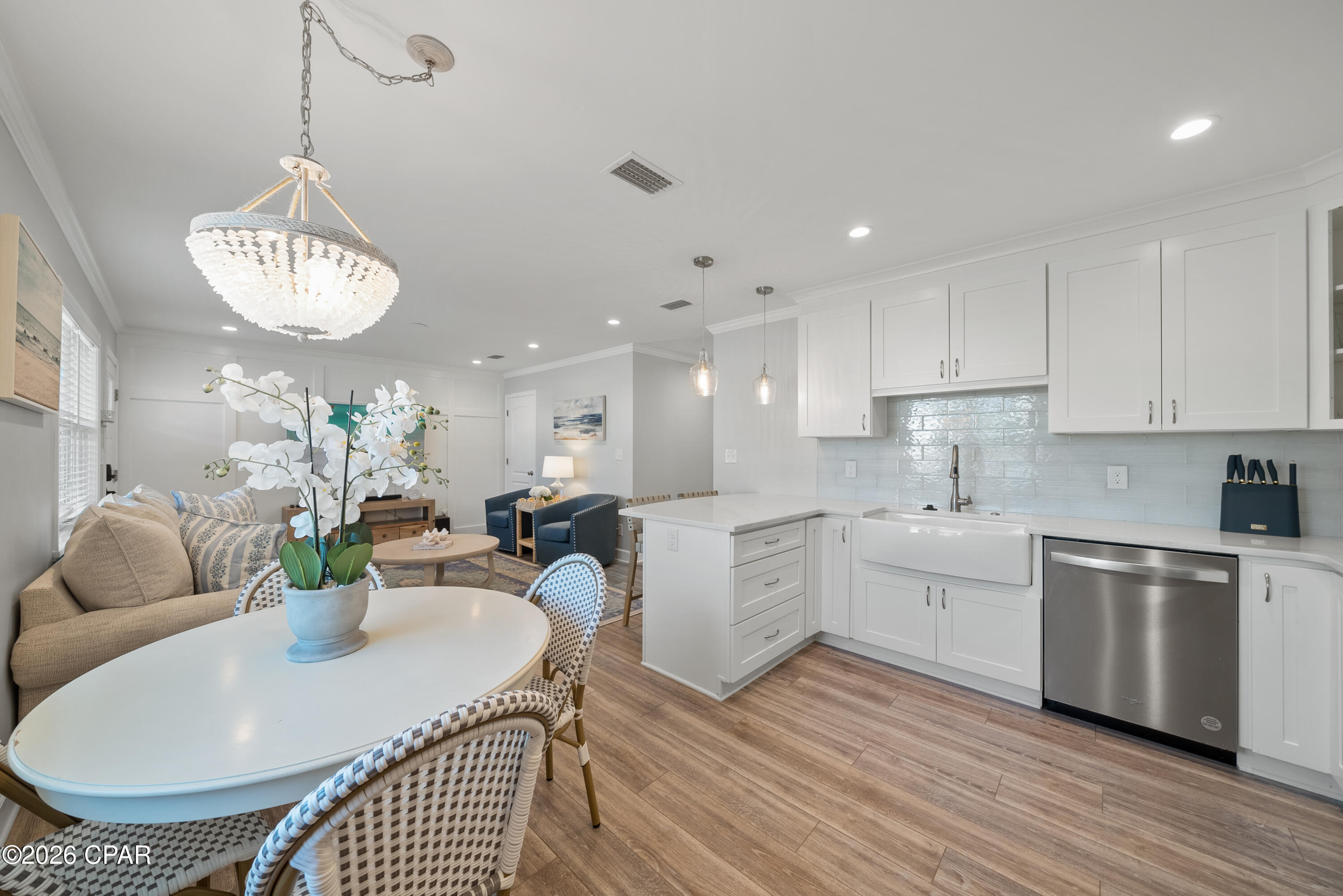 121 Lakeside Circle Unit B