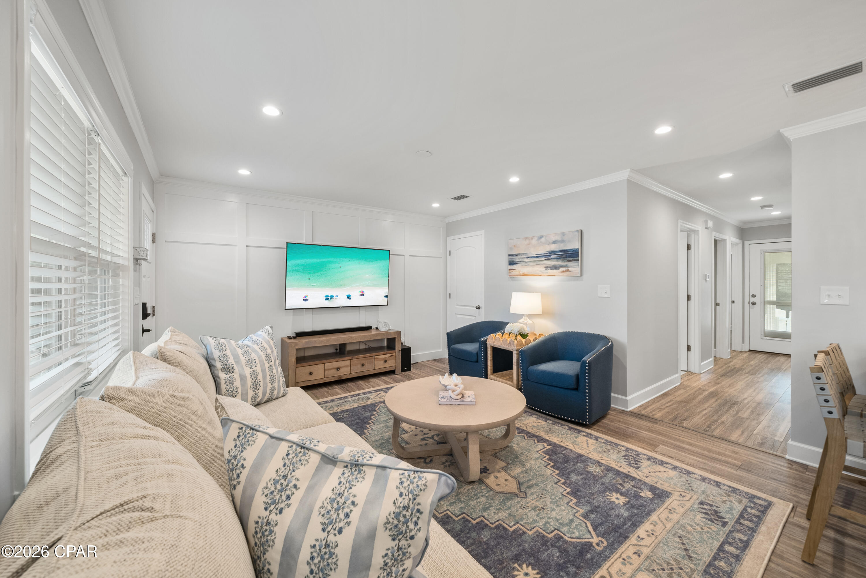 121 Lakeside Circle Unit B