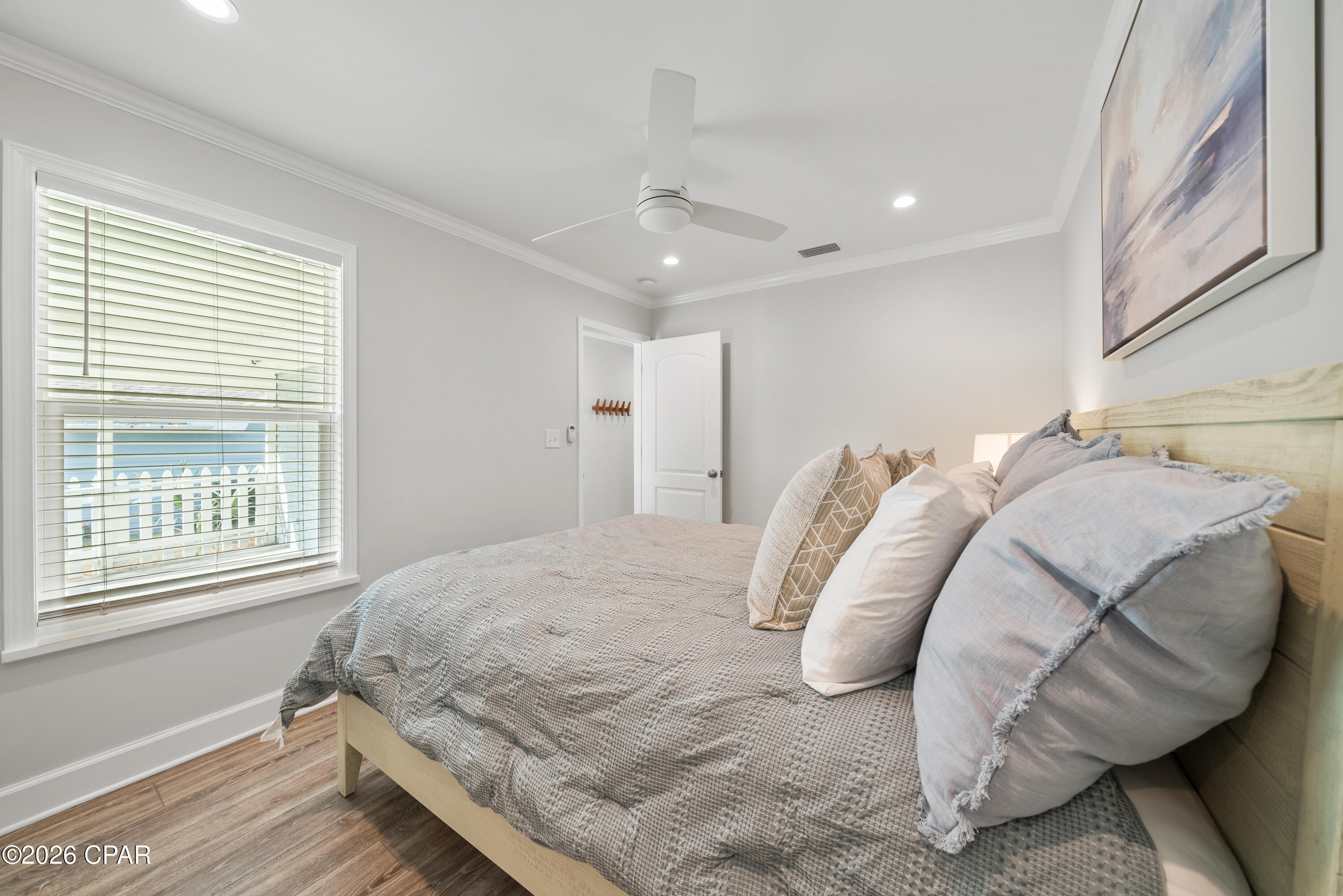 121 Lakeside Circle Unit B