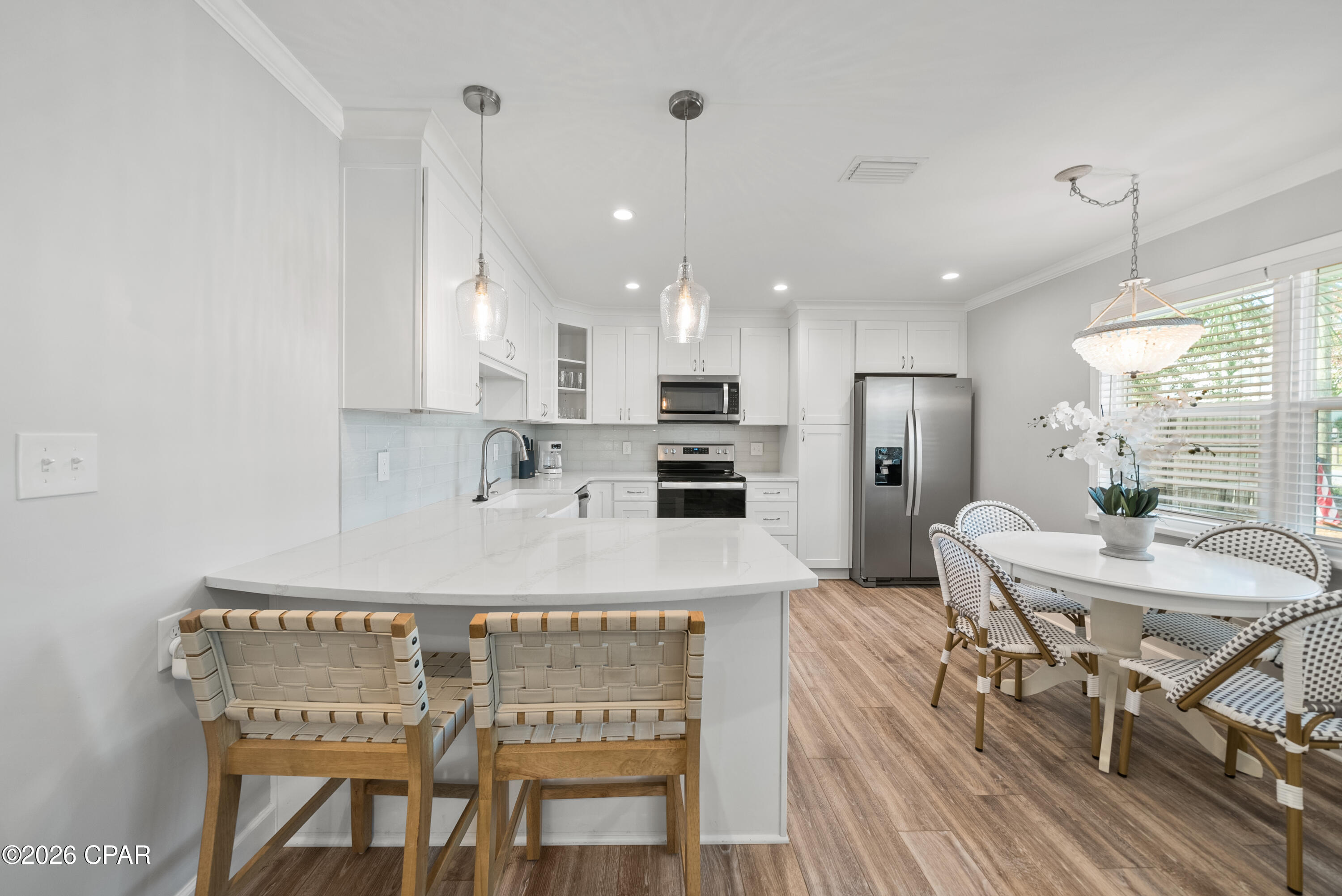 121 Lakeside Circle Unit B