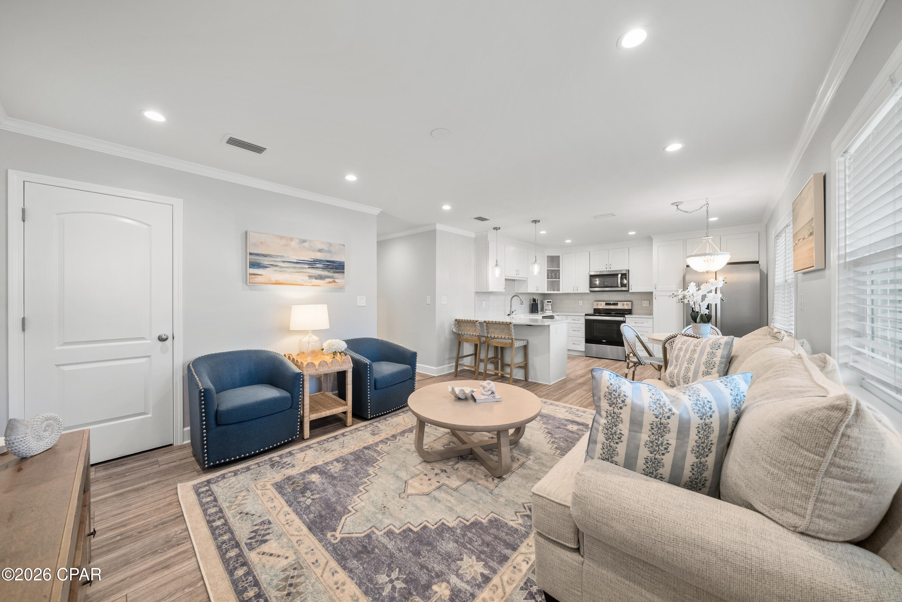 121 Lakeside Circle Unit B