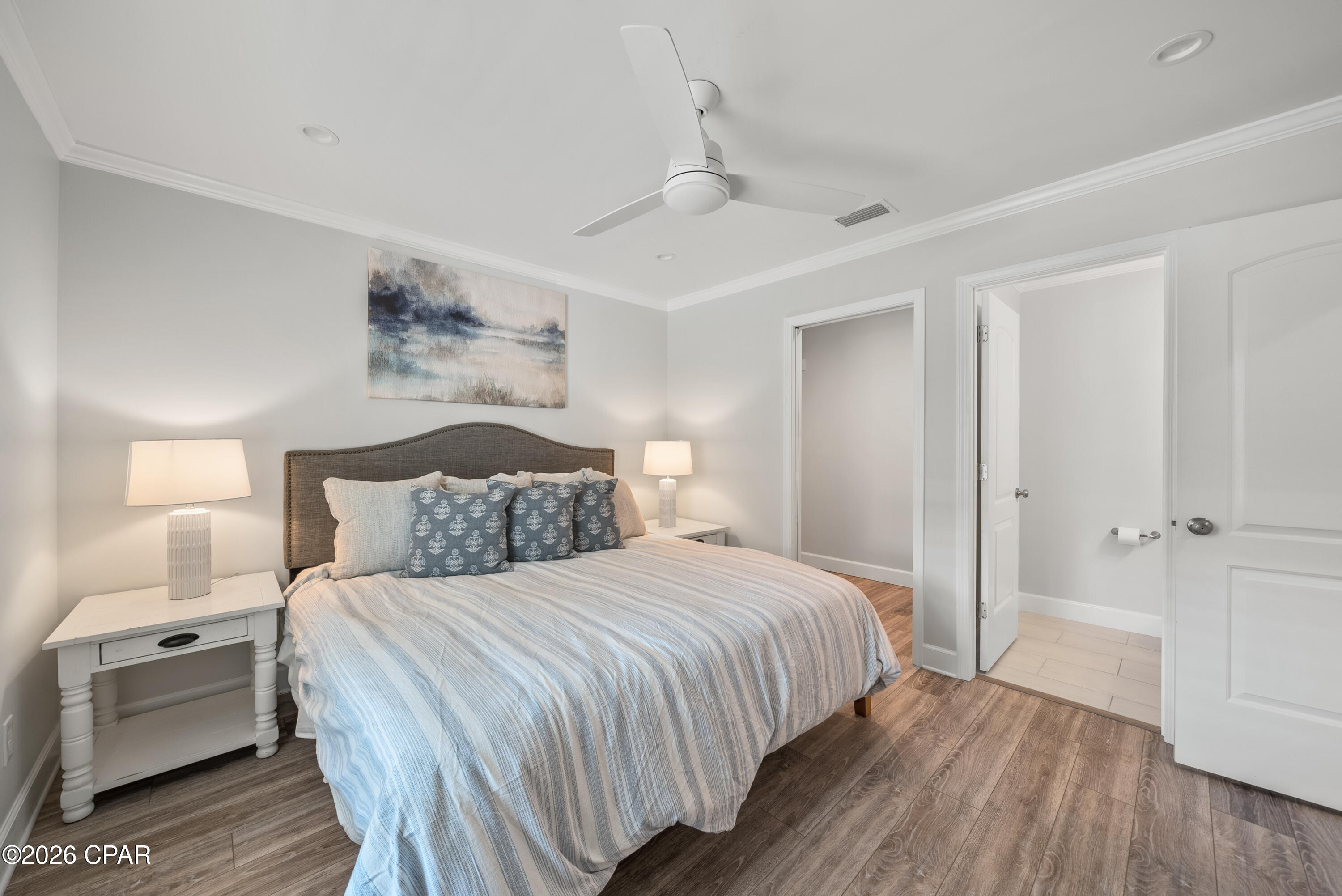 121 Lakeside Circle Unit B