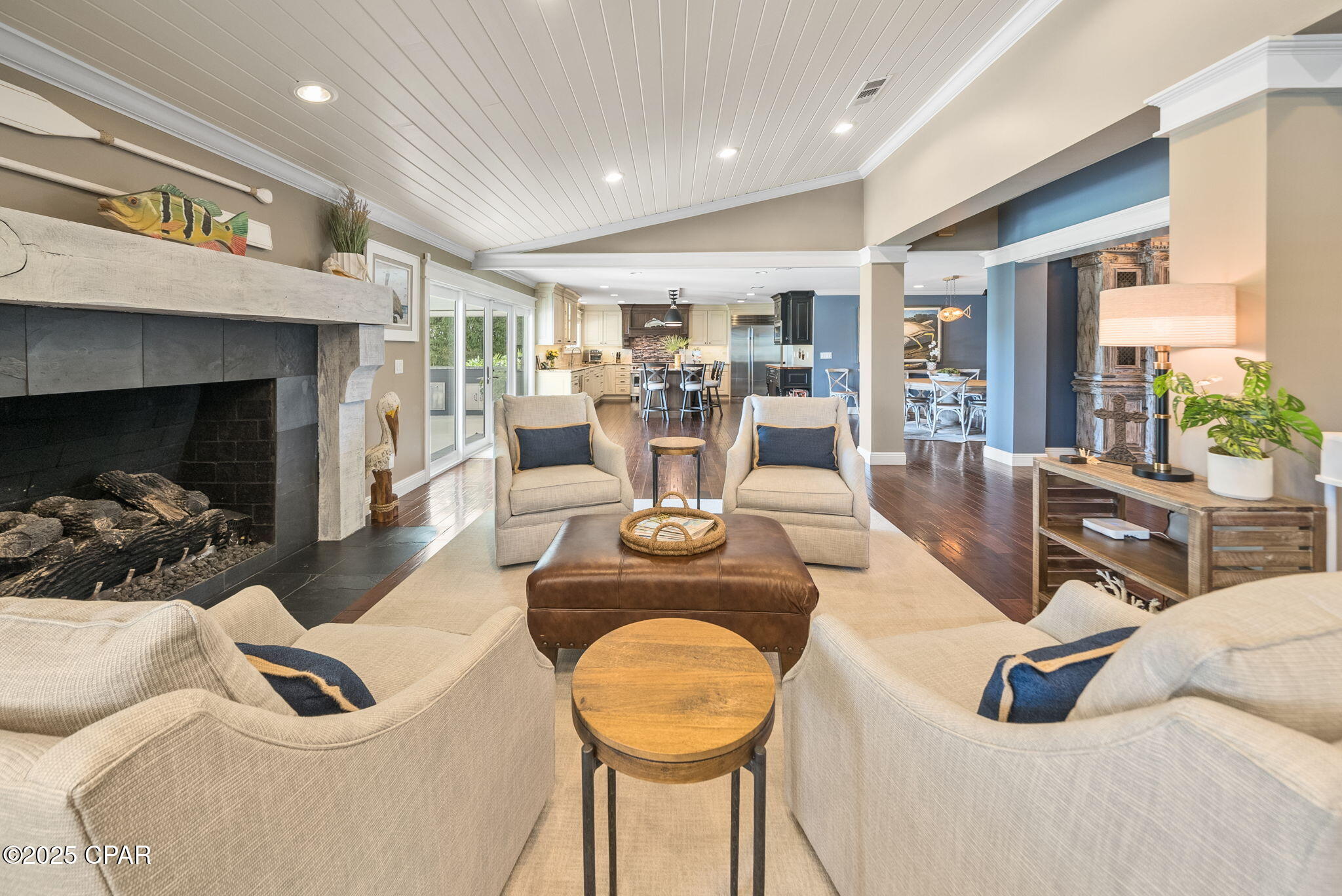 3045 W 30th Court