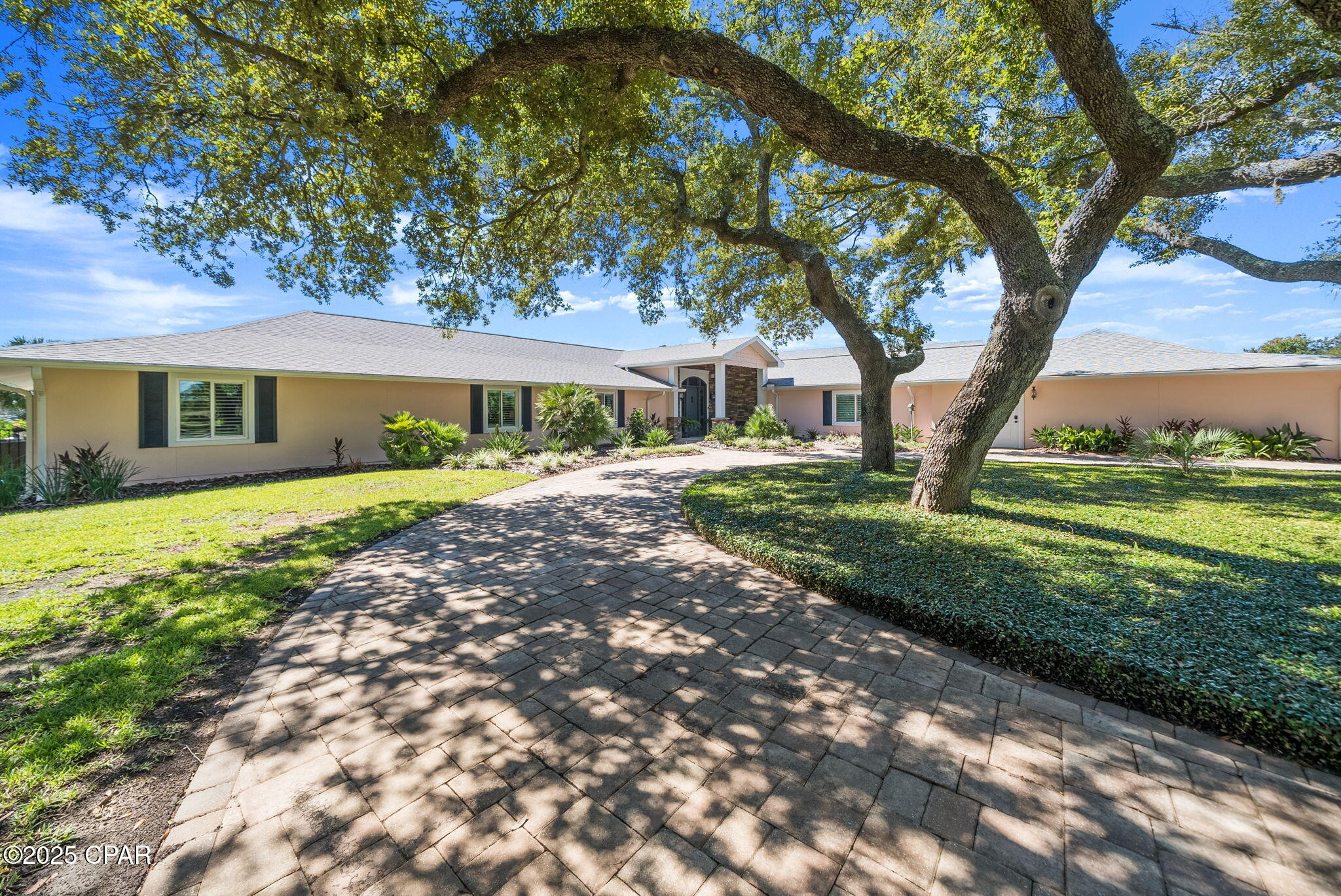 3045 W 30th Court