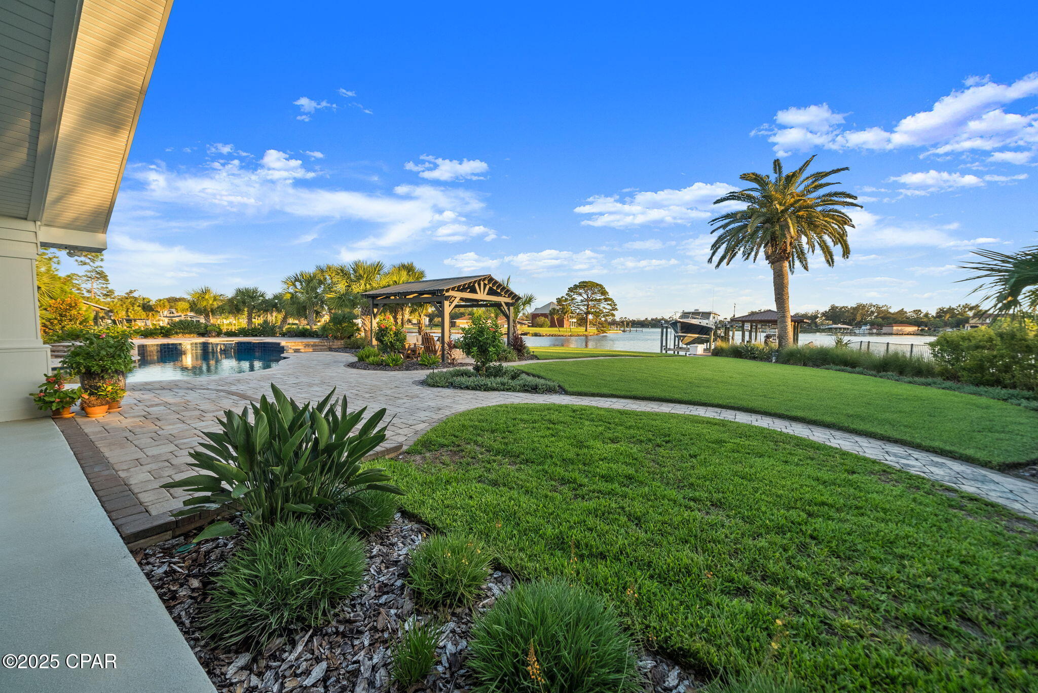3045 W 30th Court