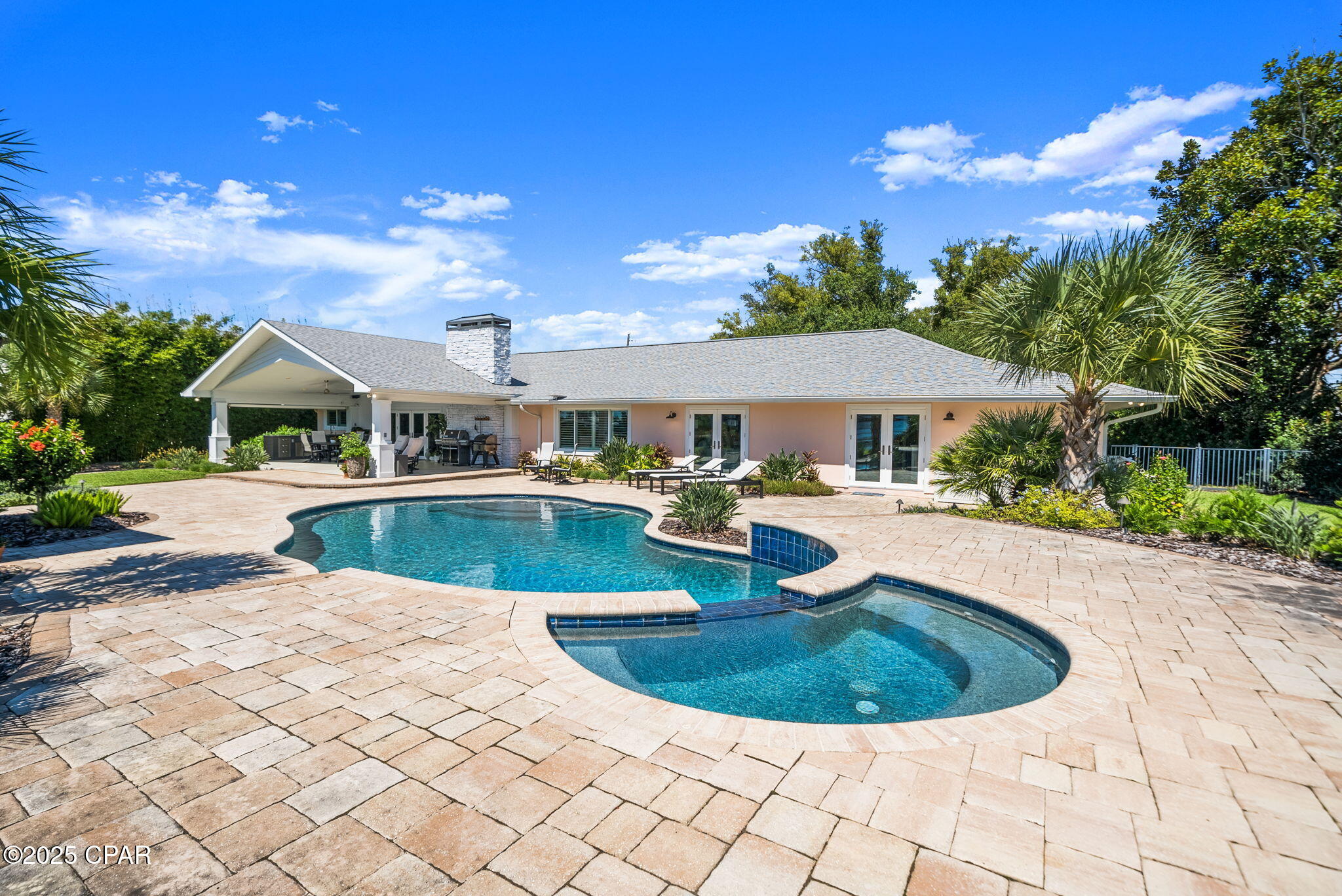 3045 W 30th Court