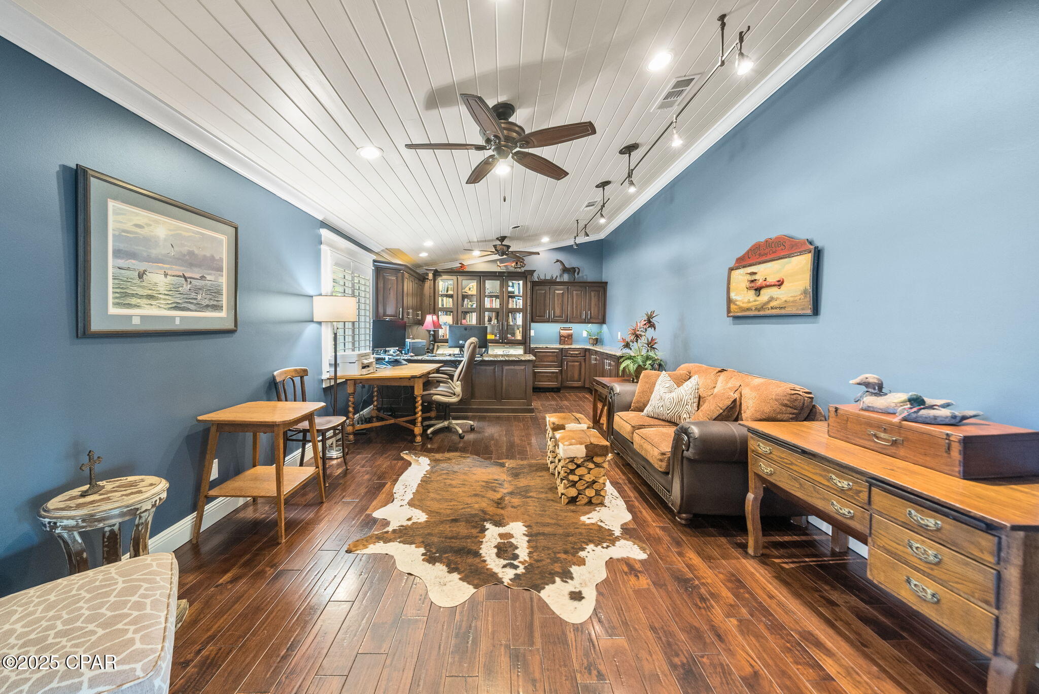 3045 W 30th Court