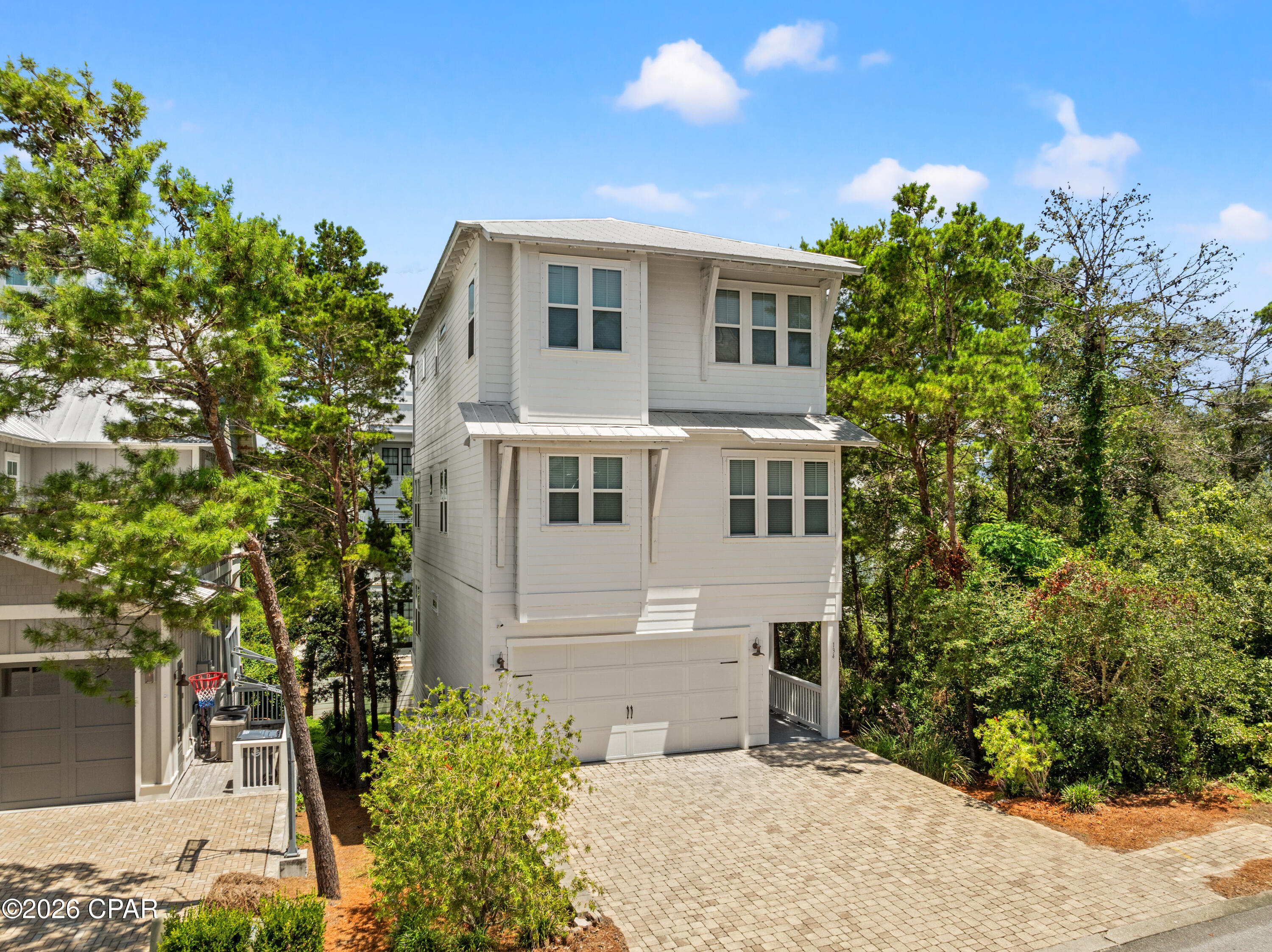 134 Grande Pointe Drive